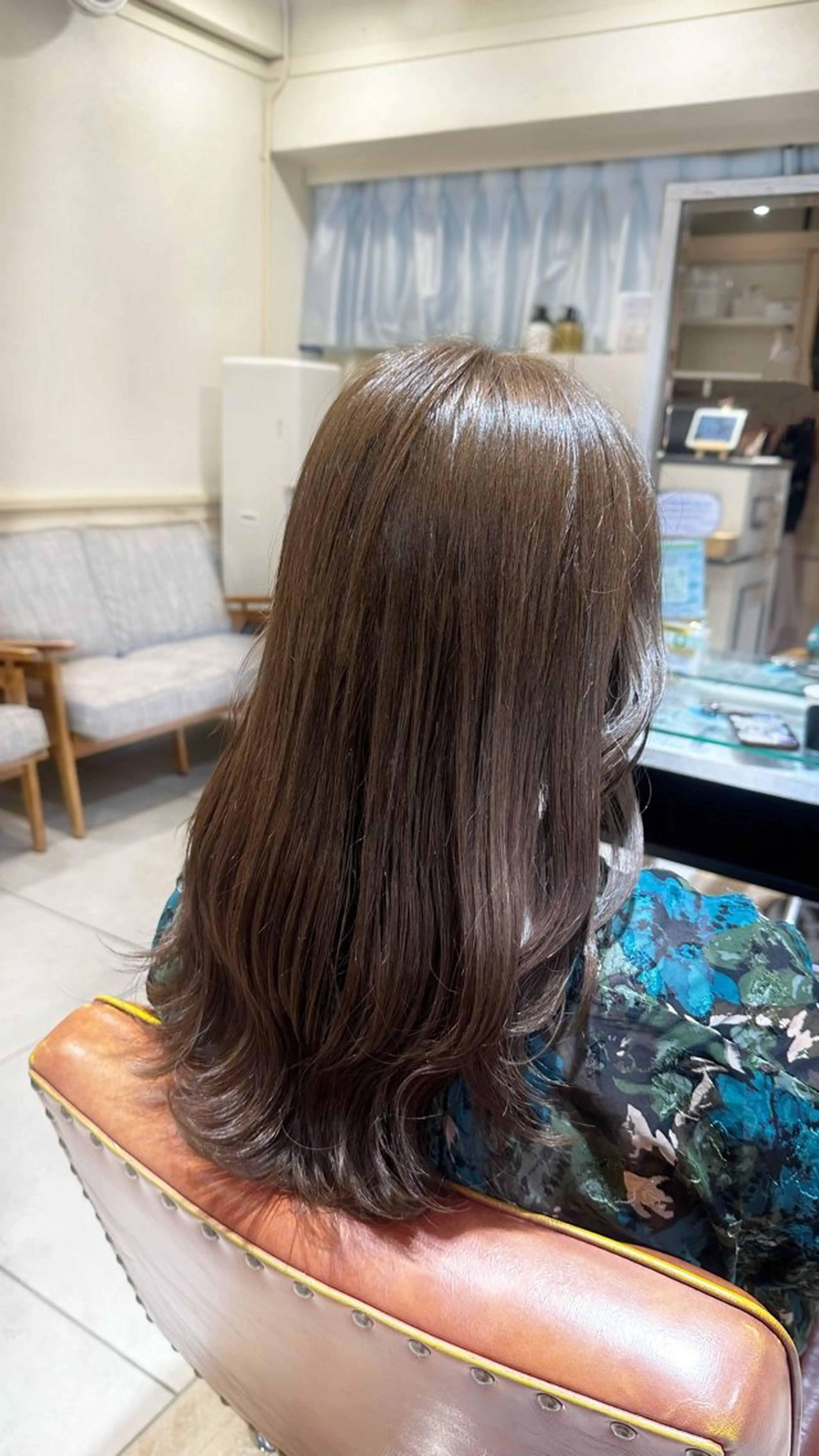 ロング カラー ヘアカラー トリートメント 江口 侑理加のヘアスタイル