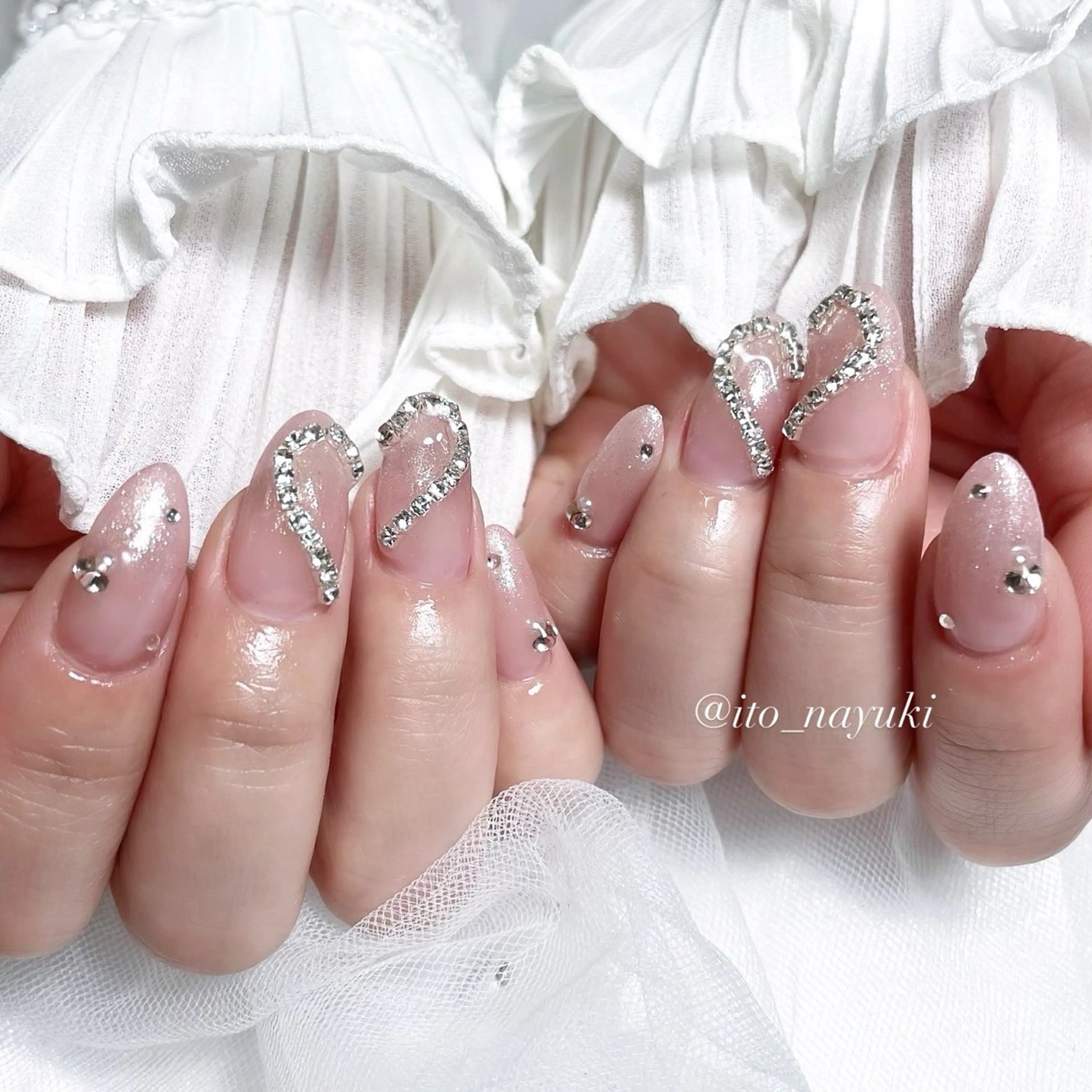 ネイル ハンドネイル 🎀藤沢ガーリーネイ ル/長さ出し🎀のネイルデザイン