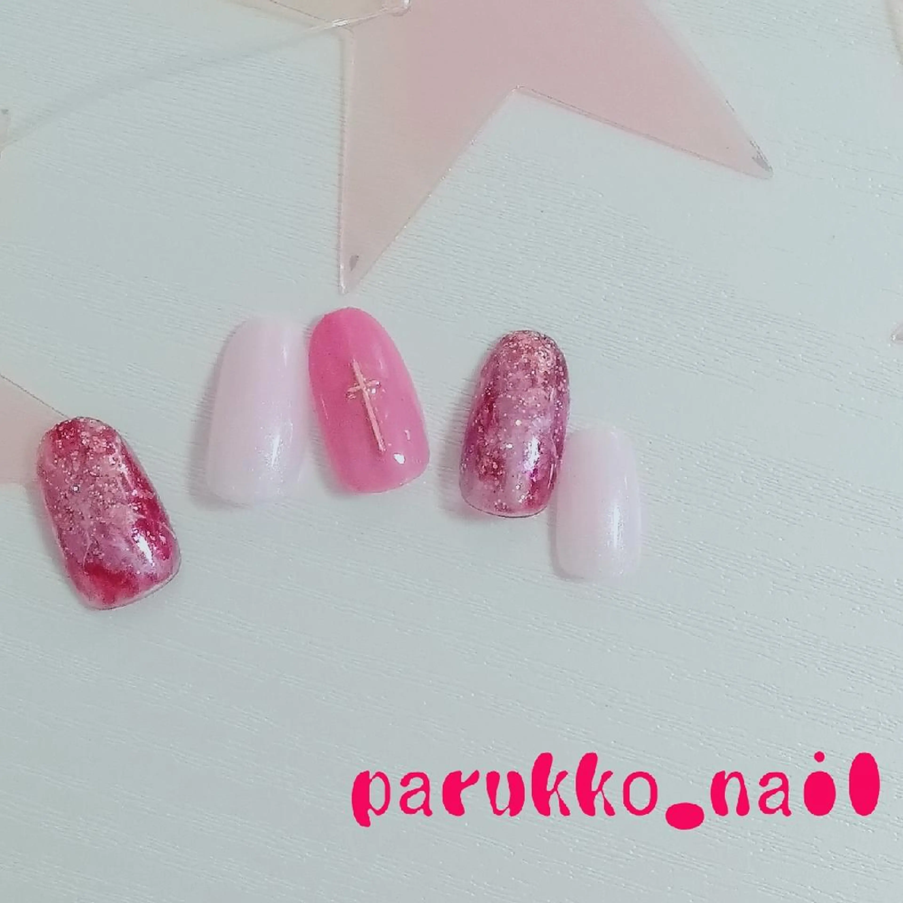 ネイル 爪工房ぱるっこ所属・川岡 香を里のネイルデザイン