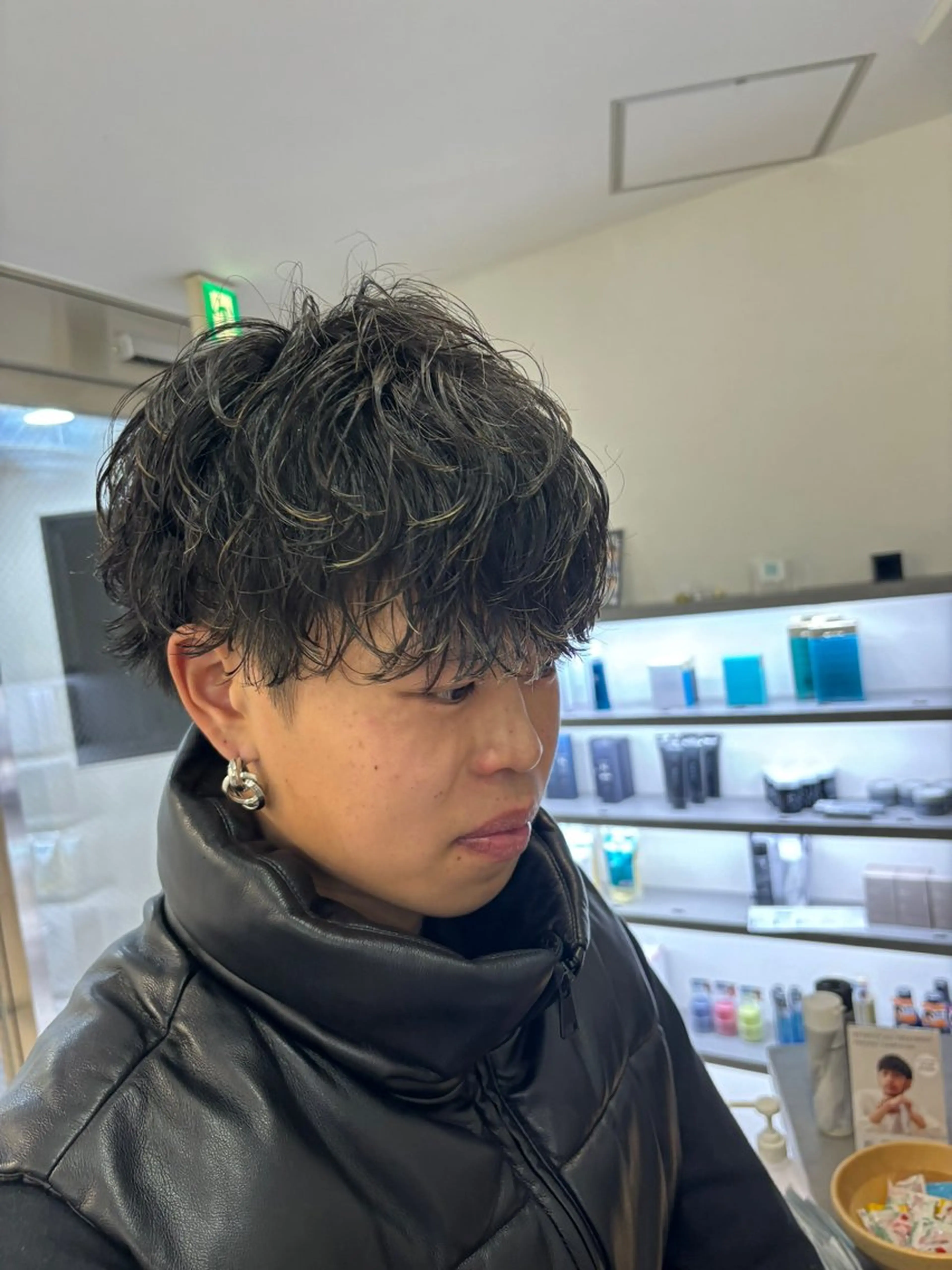 ショート パーマ メンズ カット パーマ トリートメント ヘアセット 美容師歴6年 fifth前比嘉💥のヘアスタイル