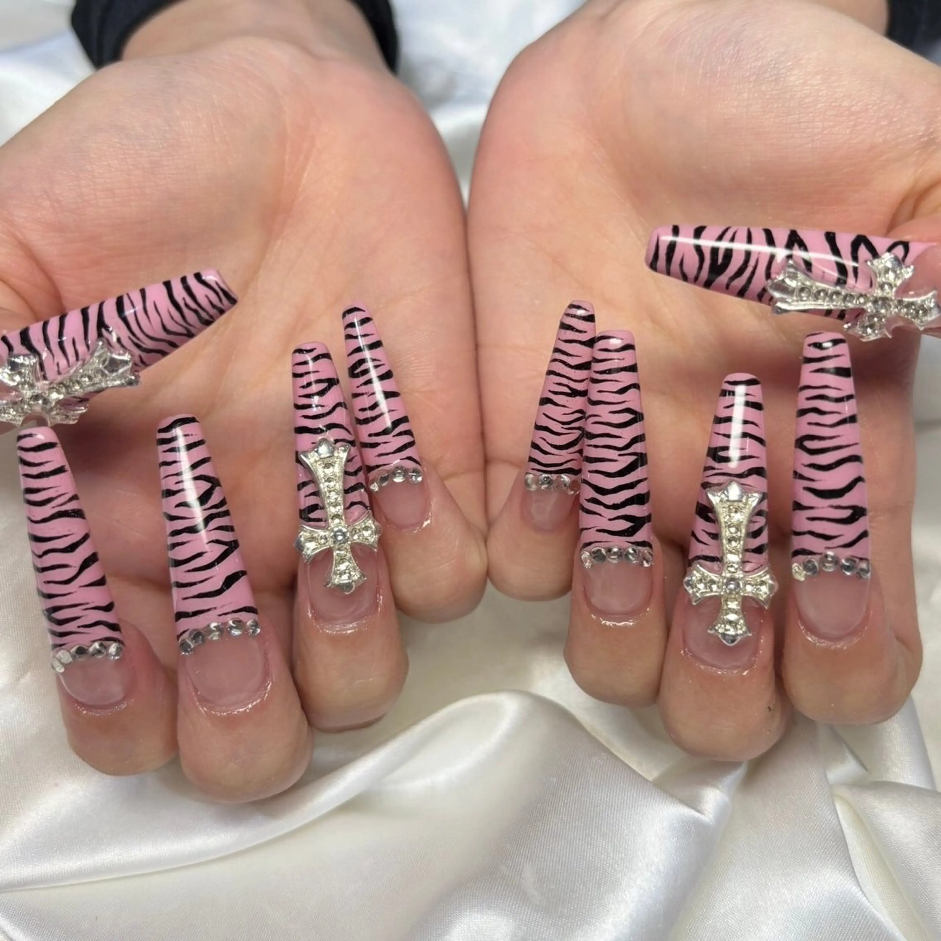 ネイル ハンドネイル Ashliy大宮☆ アシュリーのネイルデザイン