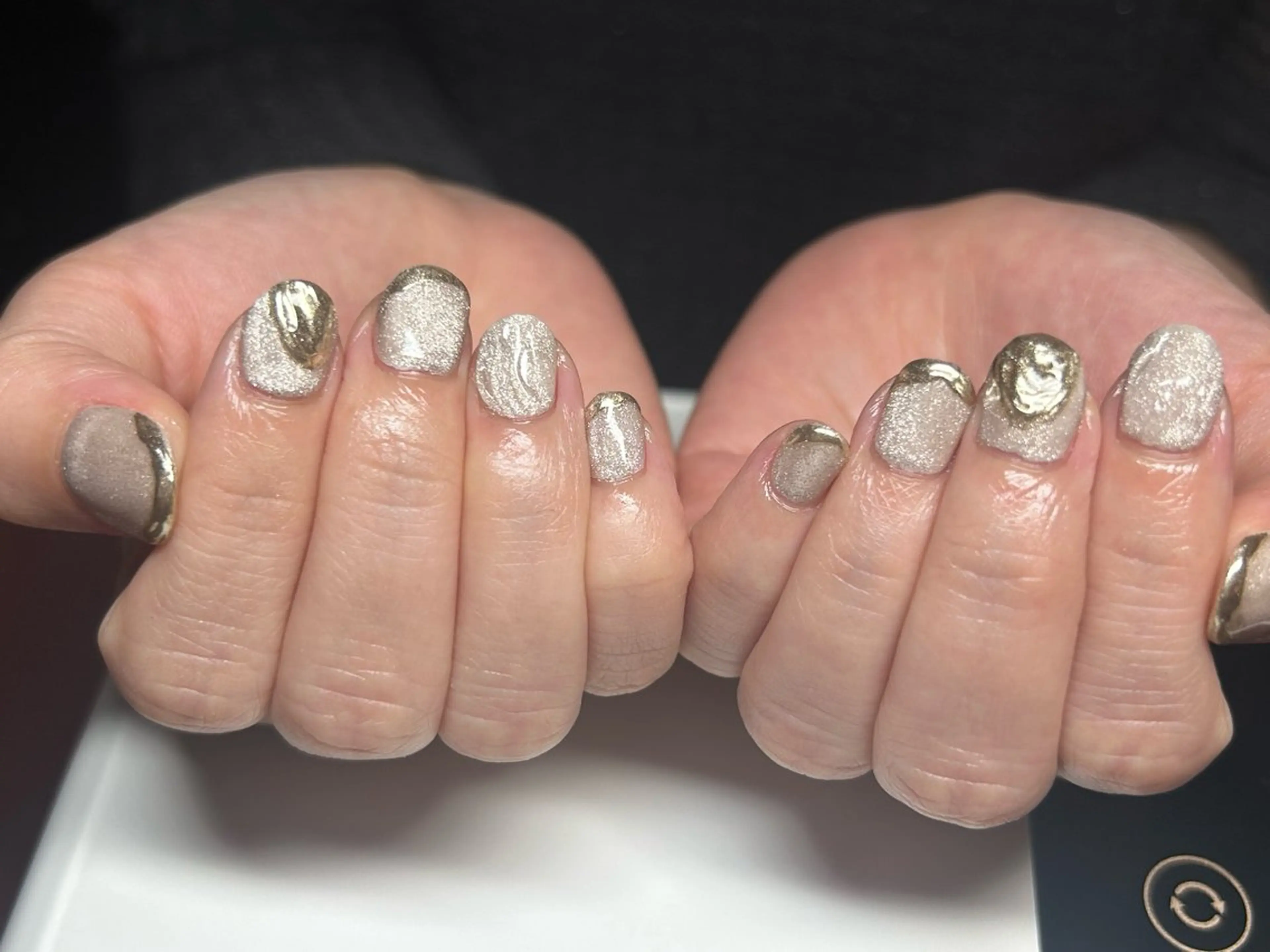 ネイル アートネイル マグネットネイル 持ち込み ニュアンスネイル Bar CLAN -Nail-所属・AMUCI NAIL Shihomiのネイルデザイン