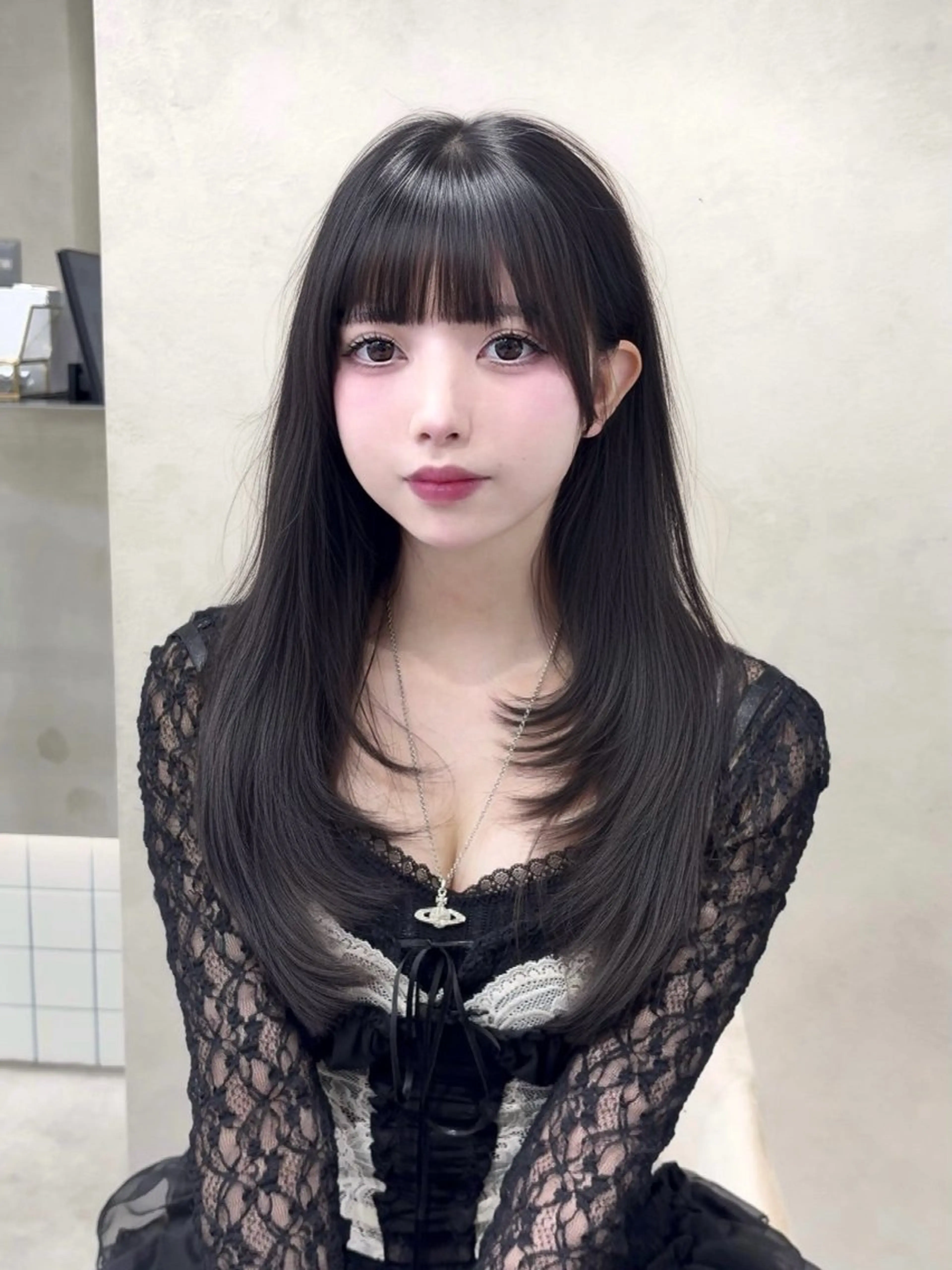 セミロング カット ヘアカラー トリートメント 韓国🇰🇷レイヤー 透明感/秀瑛🩶のヘアスタイル