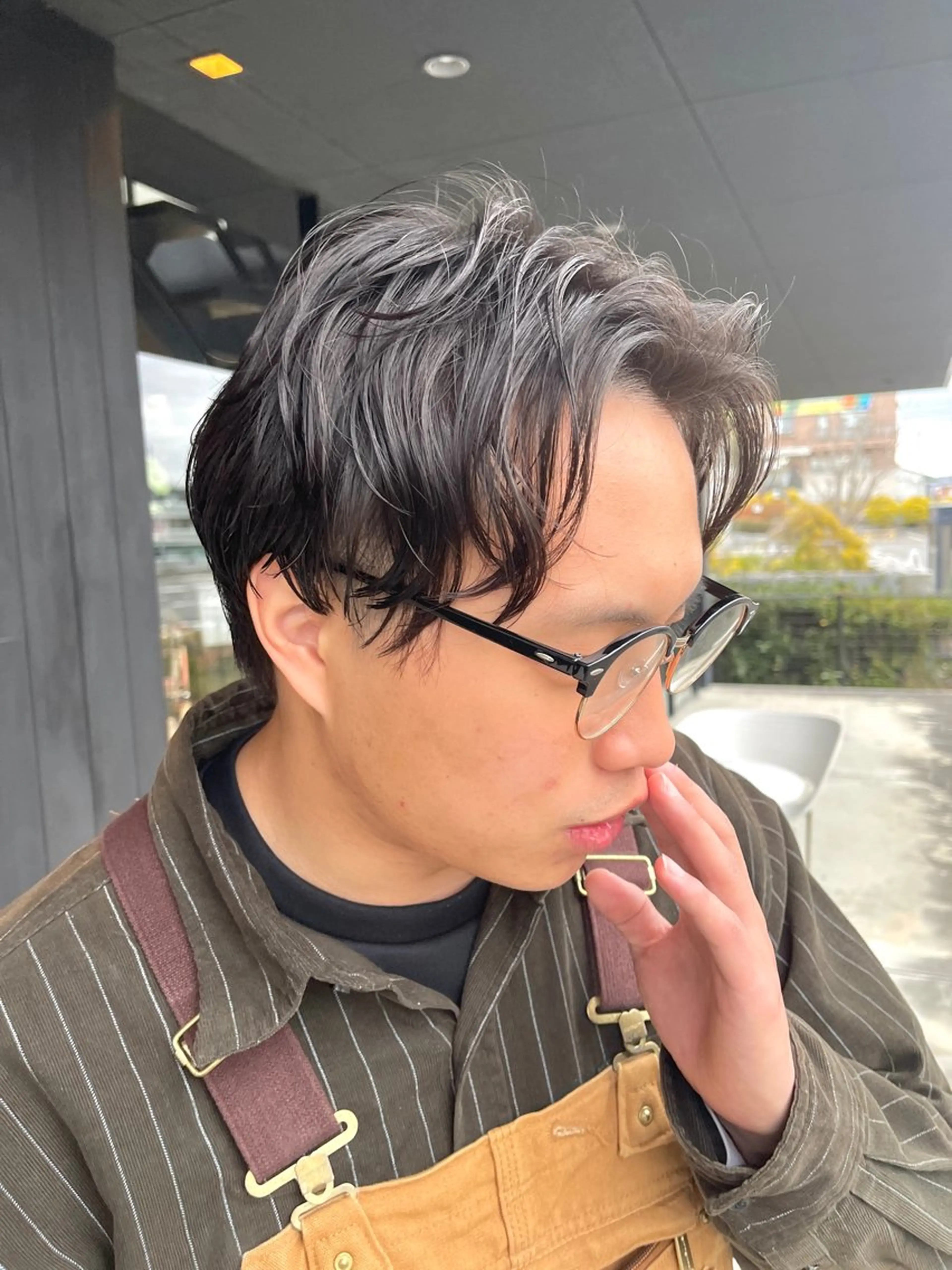 メンズ センターパート メンズパーマ カット パーマ トリートメント 三好 達也のヘアスタイル