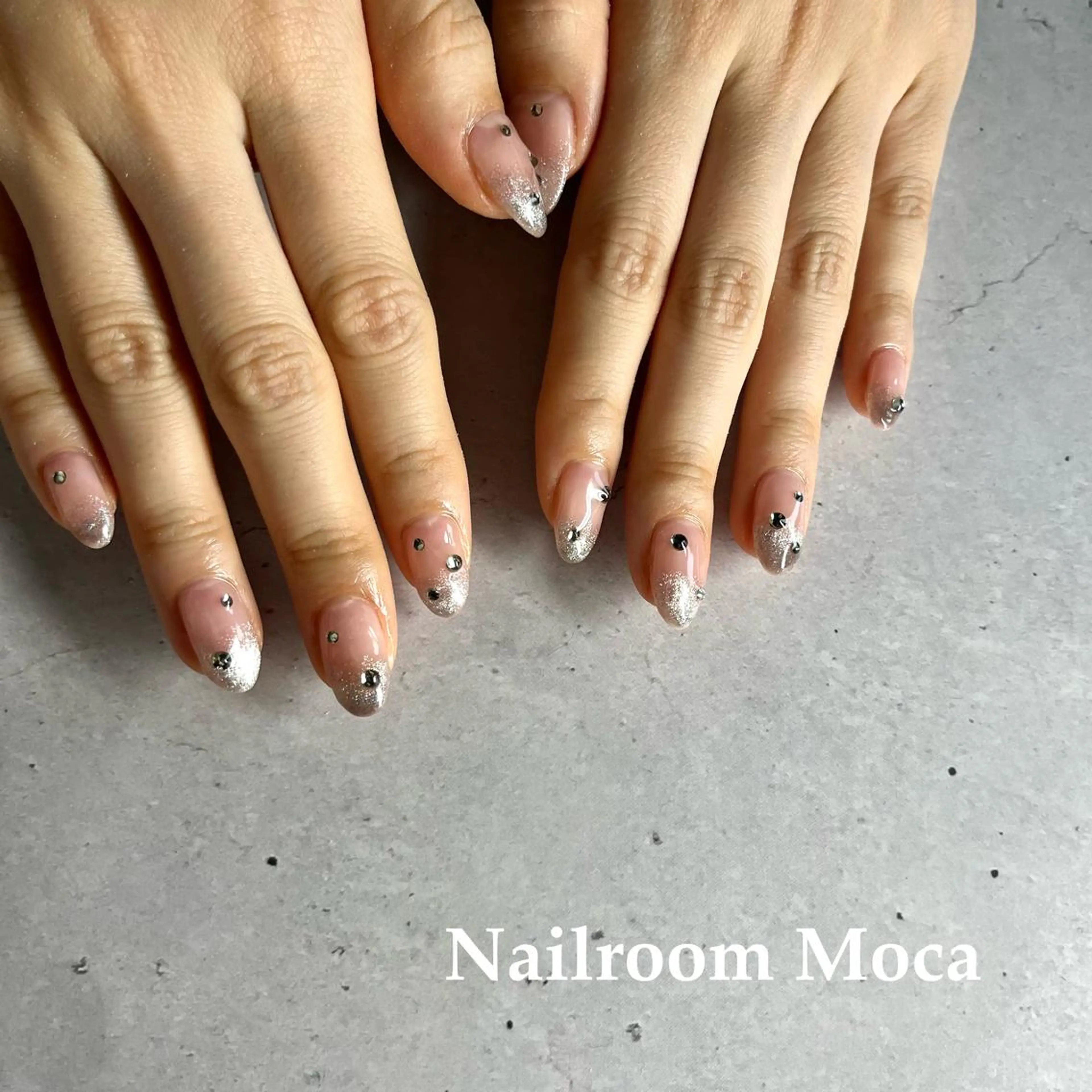 ネイル グラデーション マグネットネイル ハンドネイル Nailroom Mocaのネイルデザイン
