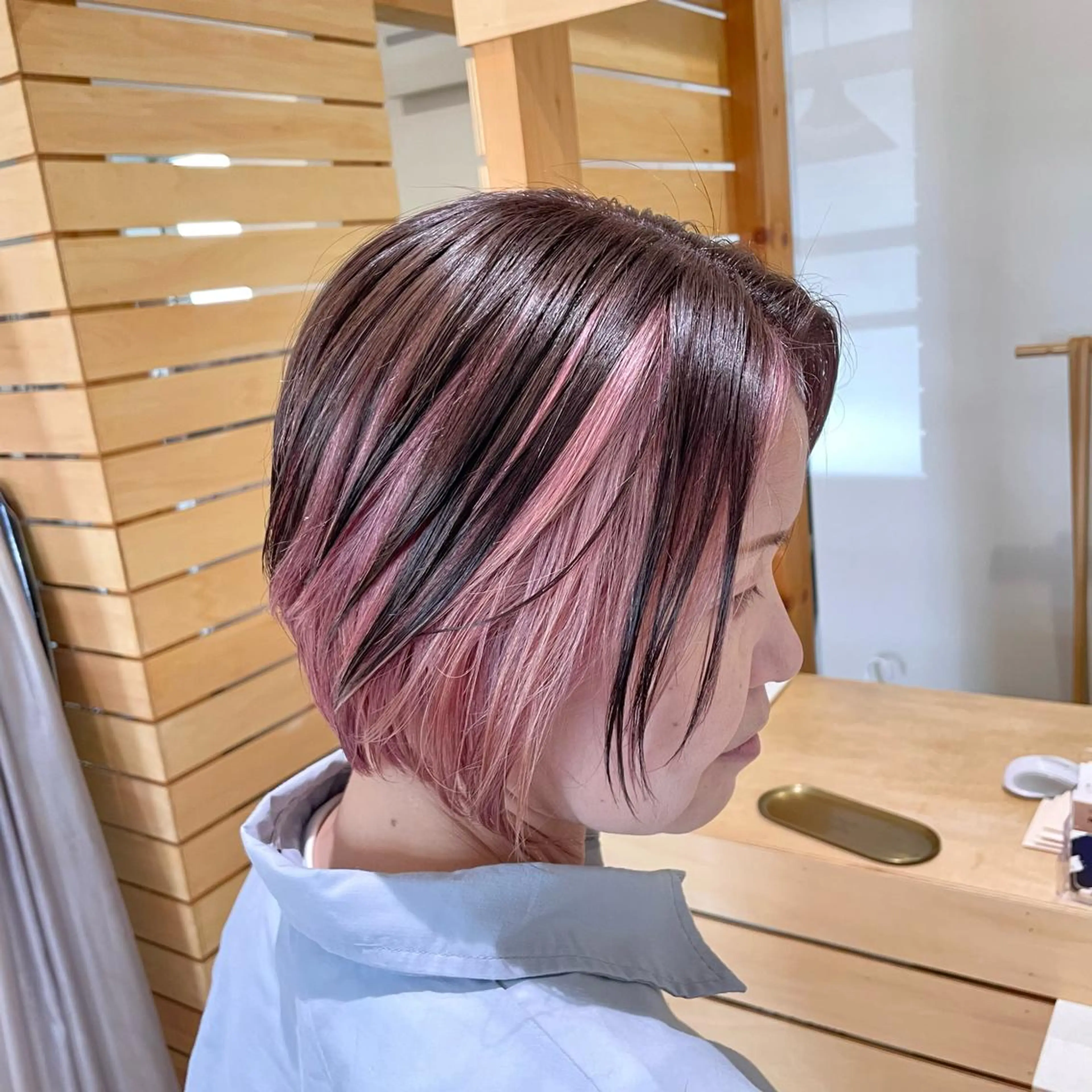 ショート カラー ブリーチ ヘアカラー トリートメント RUBEUS【ルベウス】所属・✨艶々カラー🎨 杉本賢人のヘアスタイル