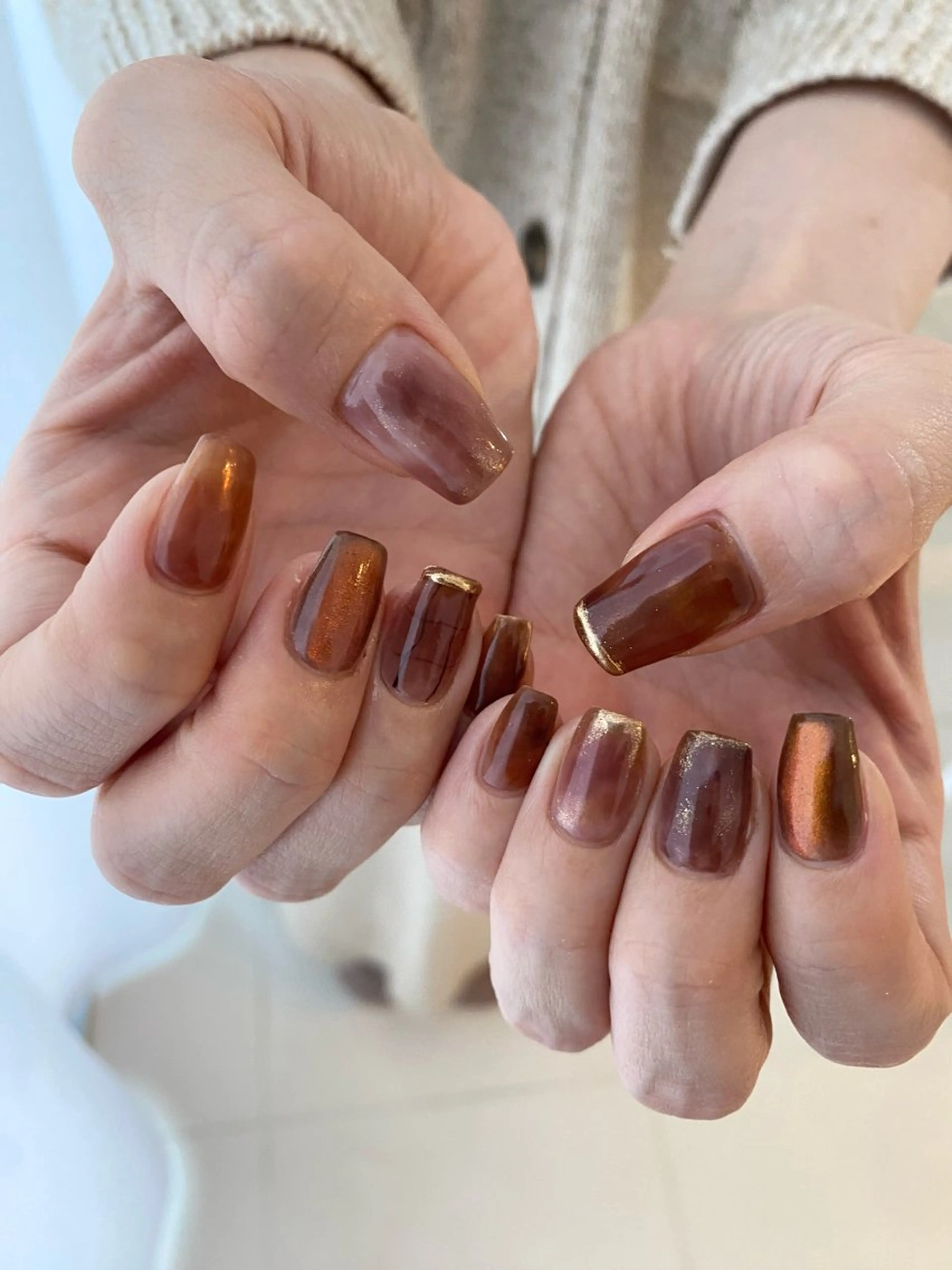 ネイル ブラウン マグネットネイル ミラーネイル ニュアンスネイル シンプルネイル nail salon An°のネイルデザイン