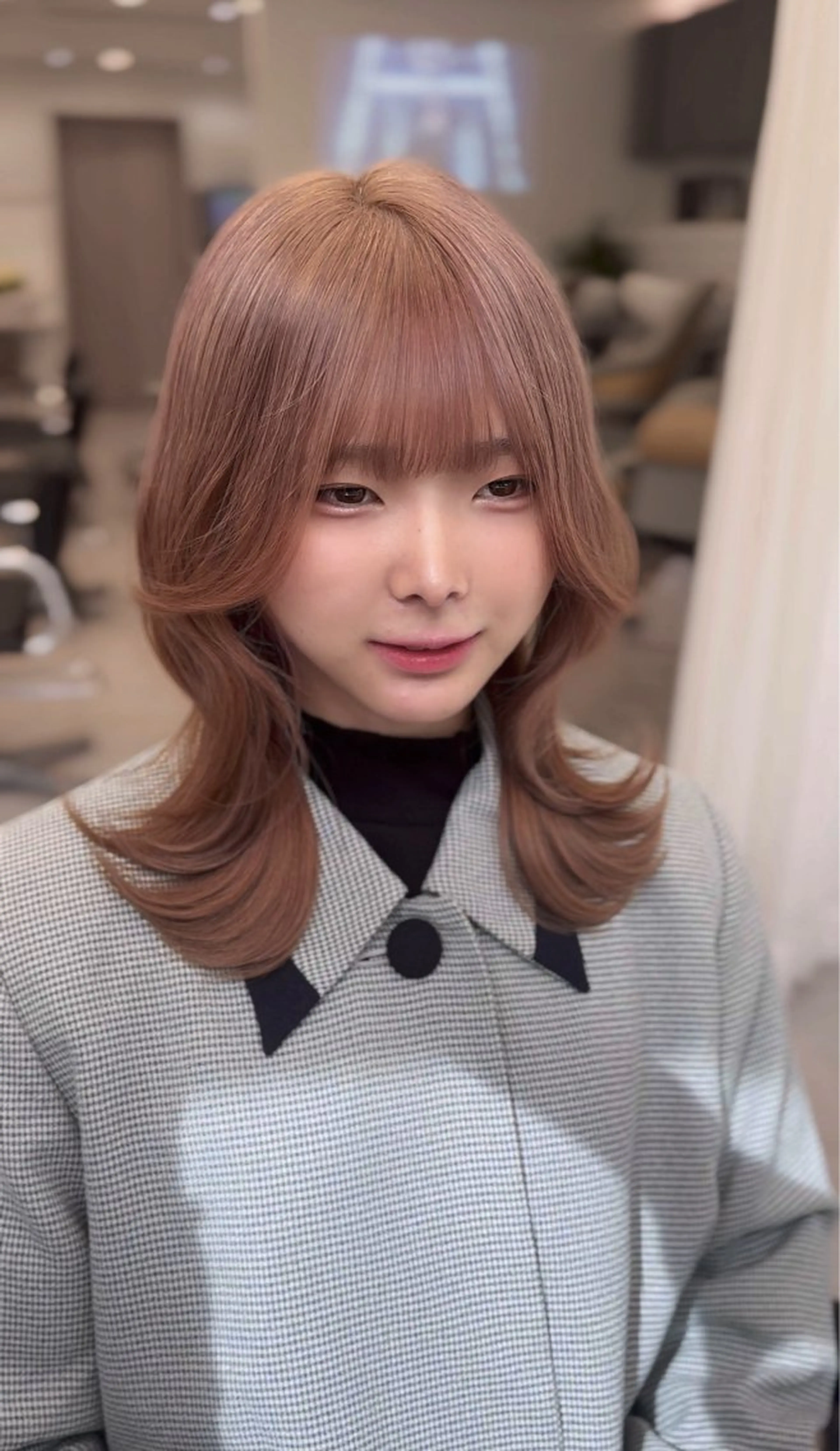 ミディアム カラー 高島大登/顔周り /ミルクティーのヘアスタイル