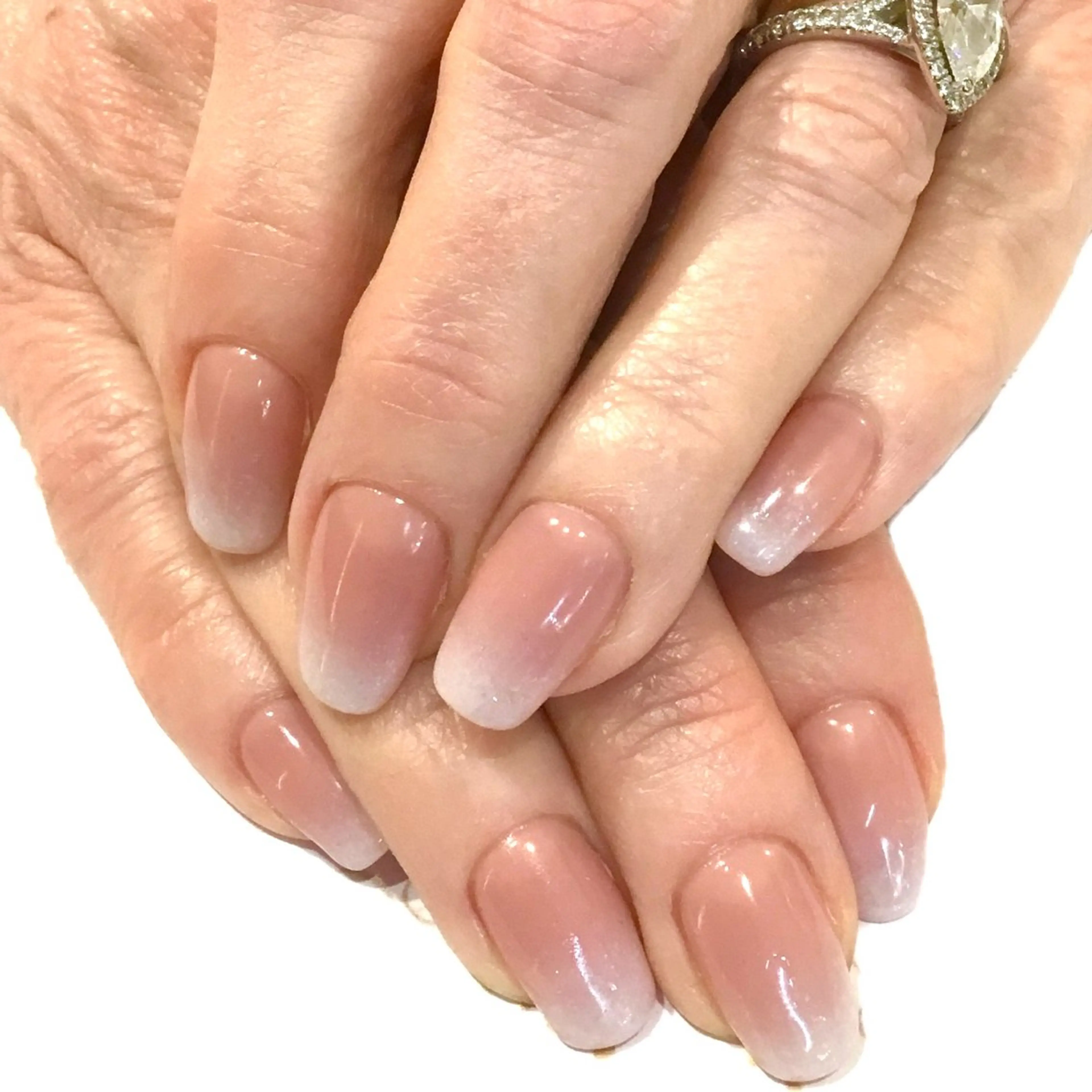 【オフ、ケア込み】フレンチ•グラデーションネイル（ベースクリア）の写真