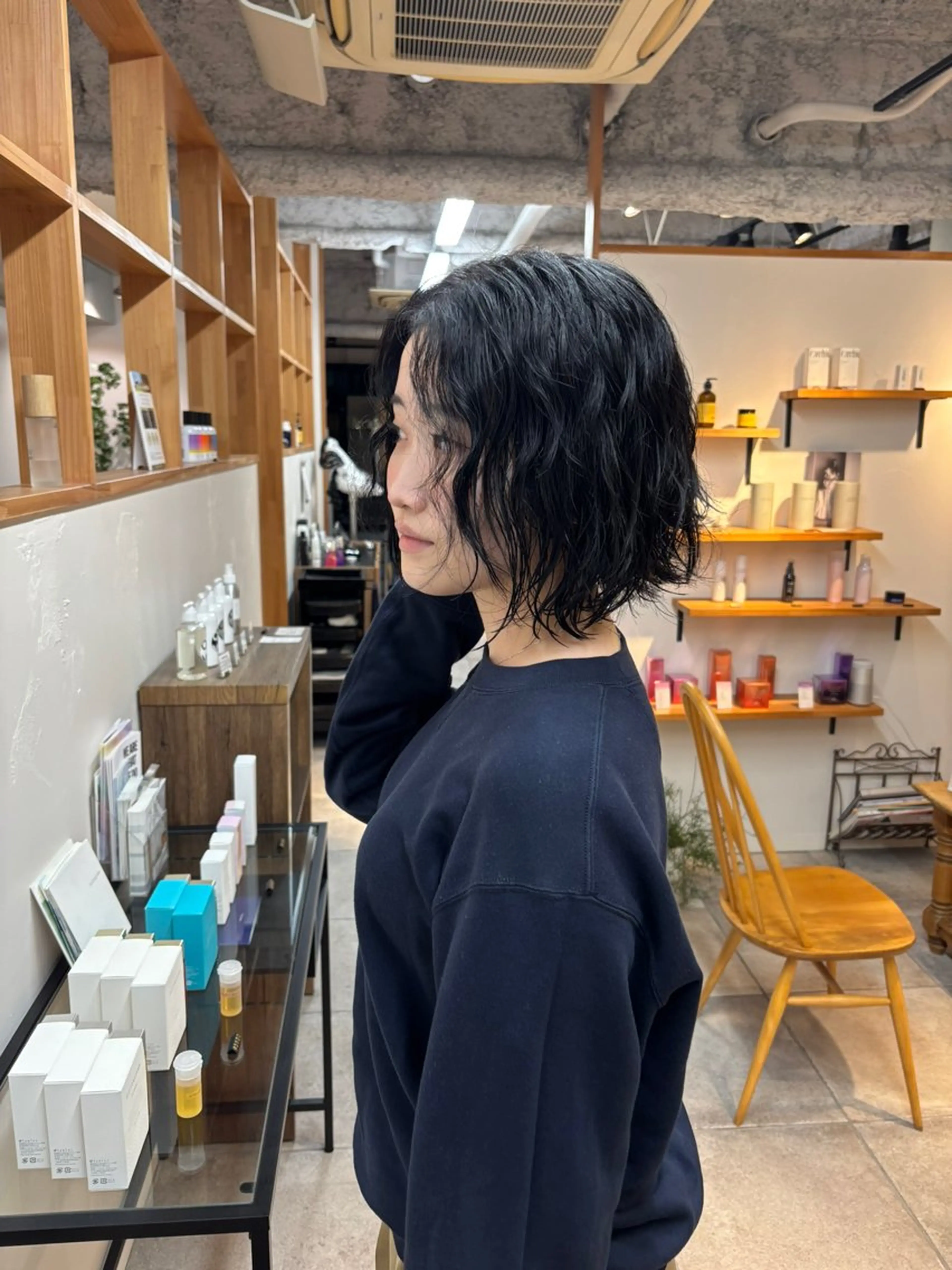 ミディアム カラー 上條 響子のヘアスタイル
