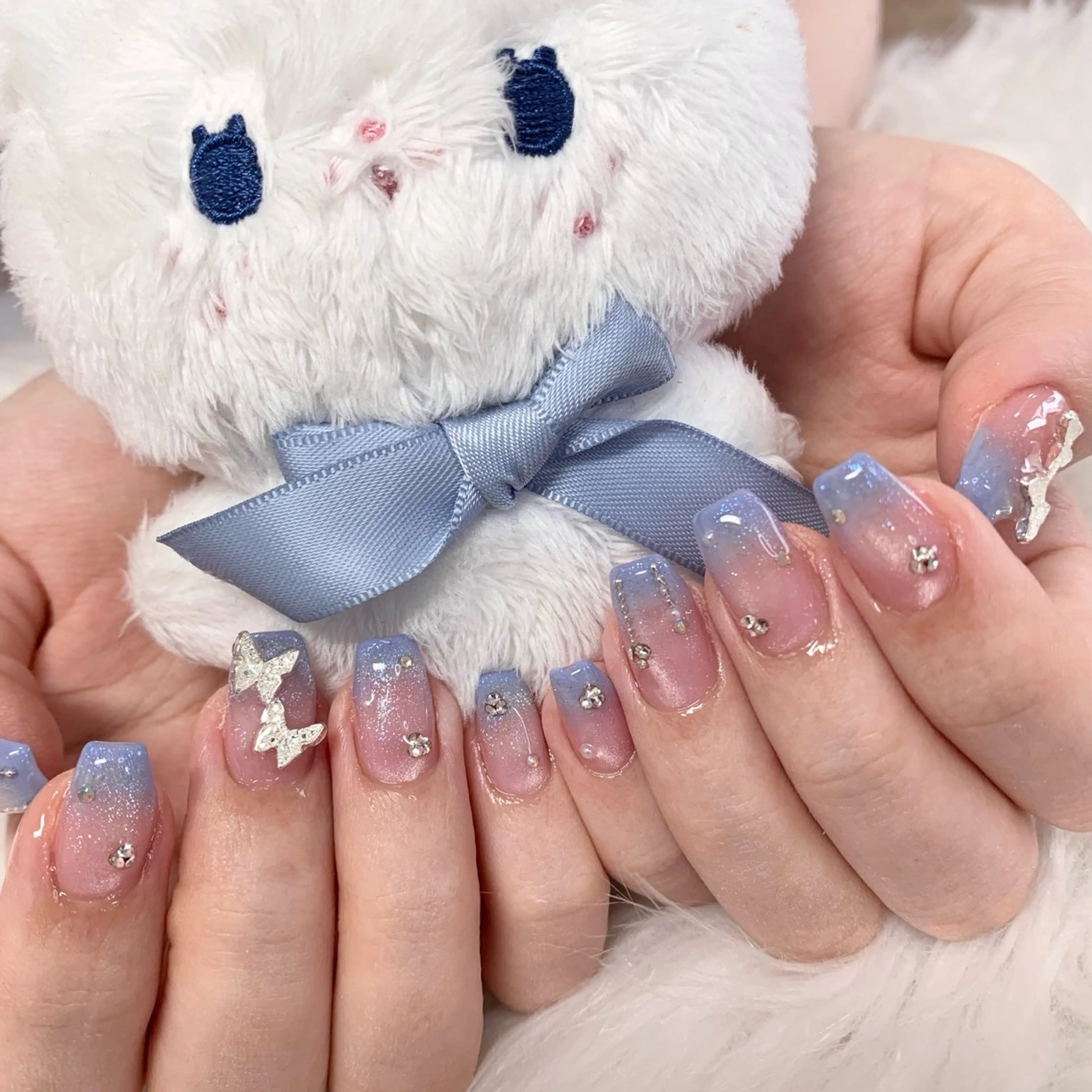 ネイル ハンドネイル La neige* yuki 🥯🍑のネイルデザイン