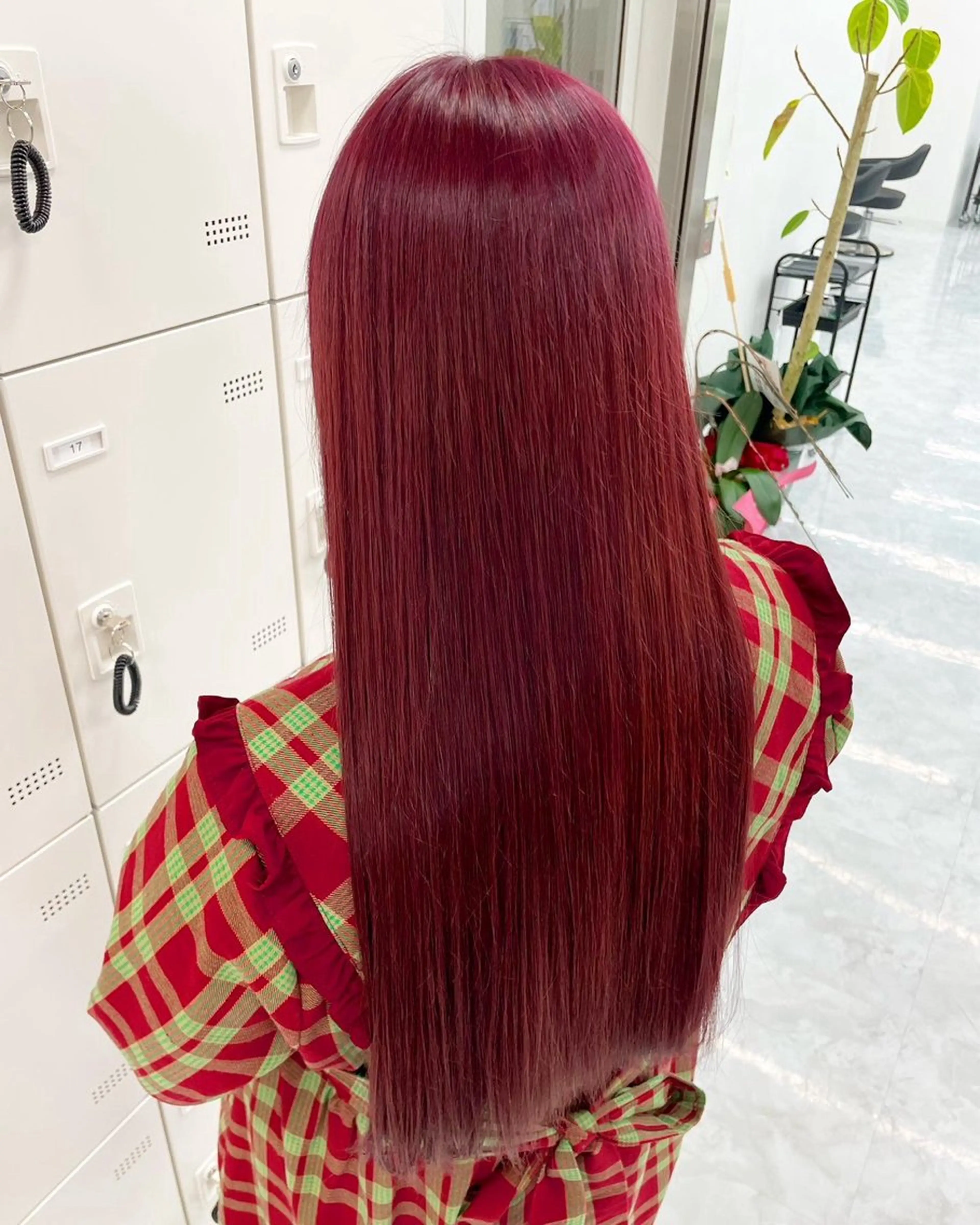 セミロング カラー カット ヘアカラー 🍒ワイン系 ウルフカット🍒拓未のヘアスタイル