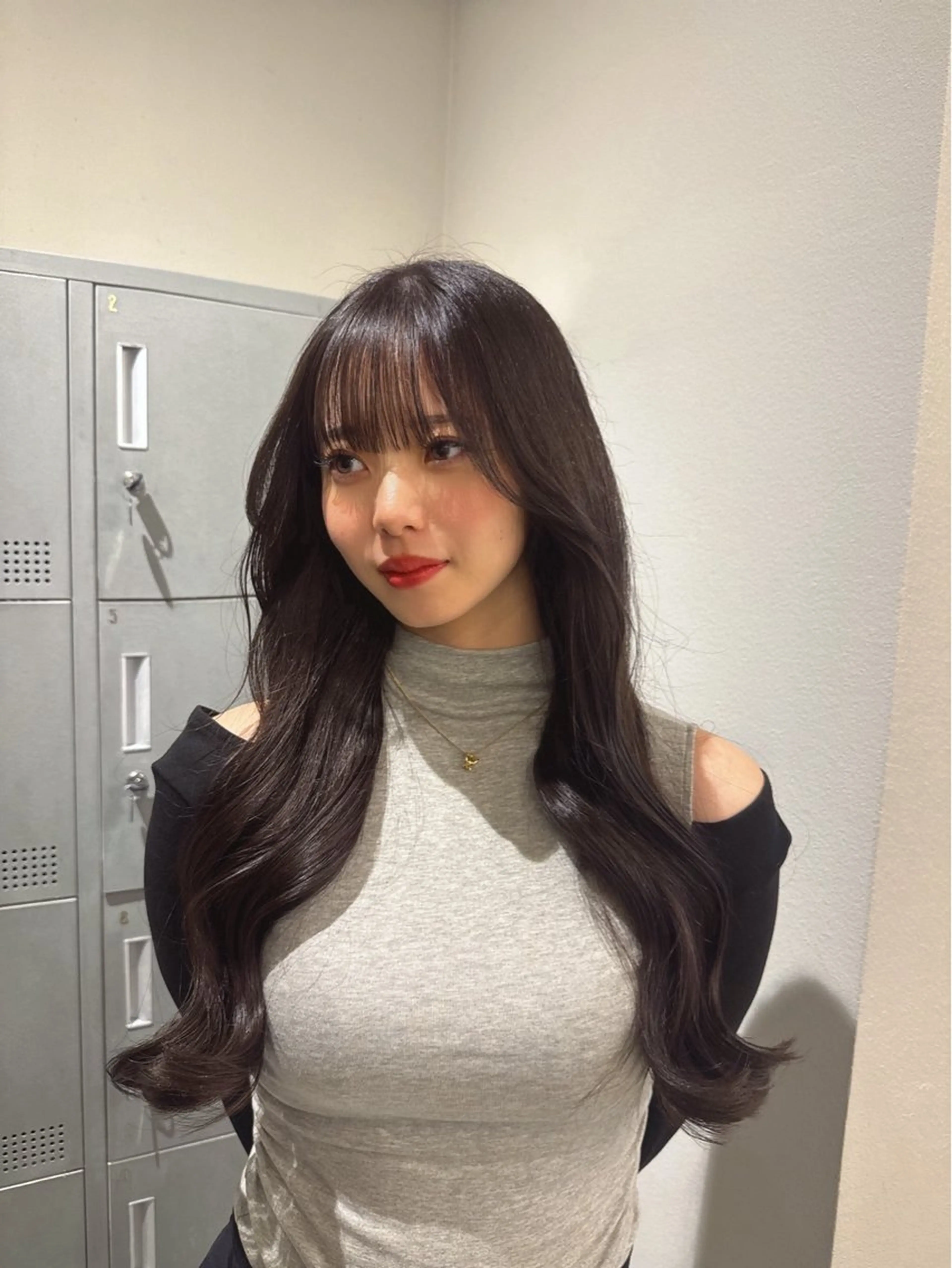 ロング 透明感カラー/レイ ヤーカット/KaHoのヘアスタイル