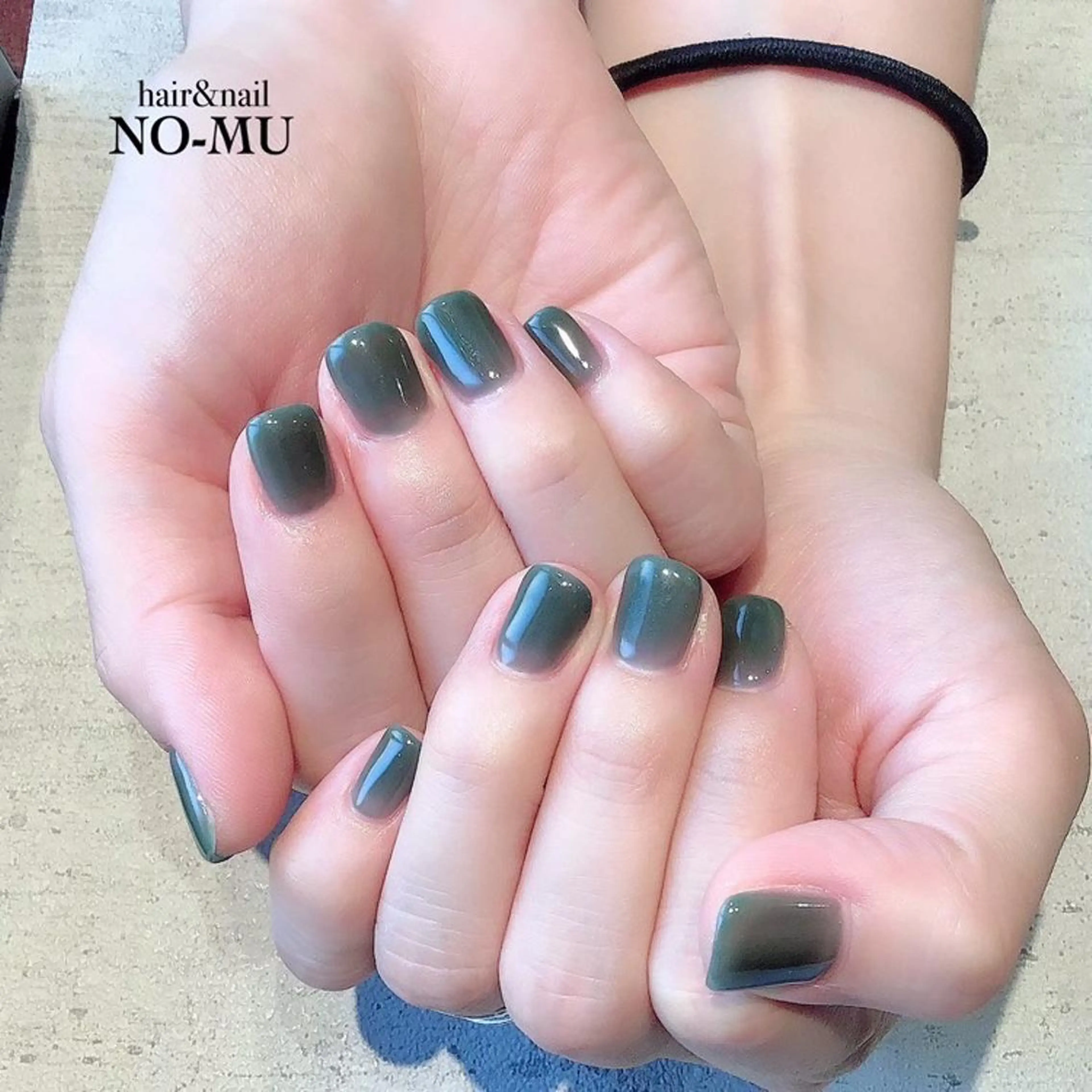 ネイル グリーン hair&nail NO-MU所属・hair&nail NO-MUのネイルデザイン