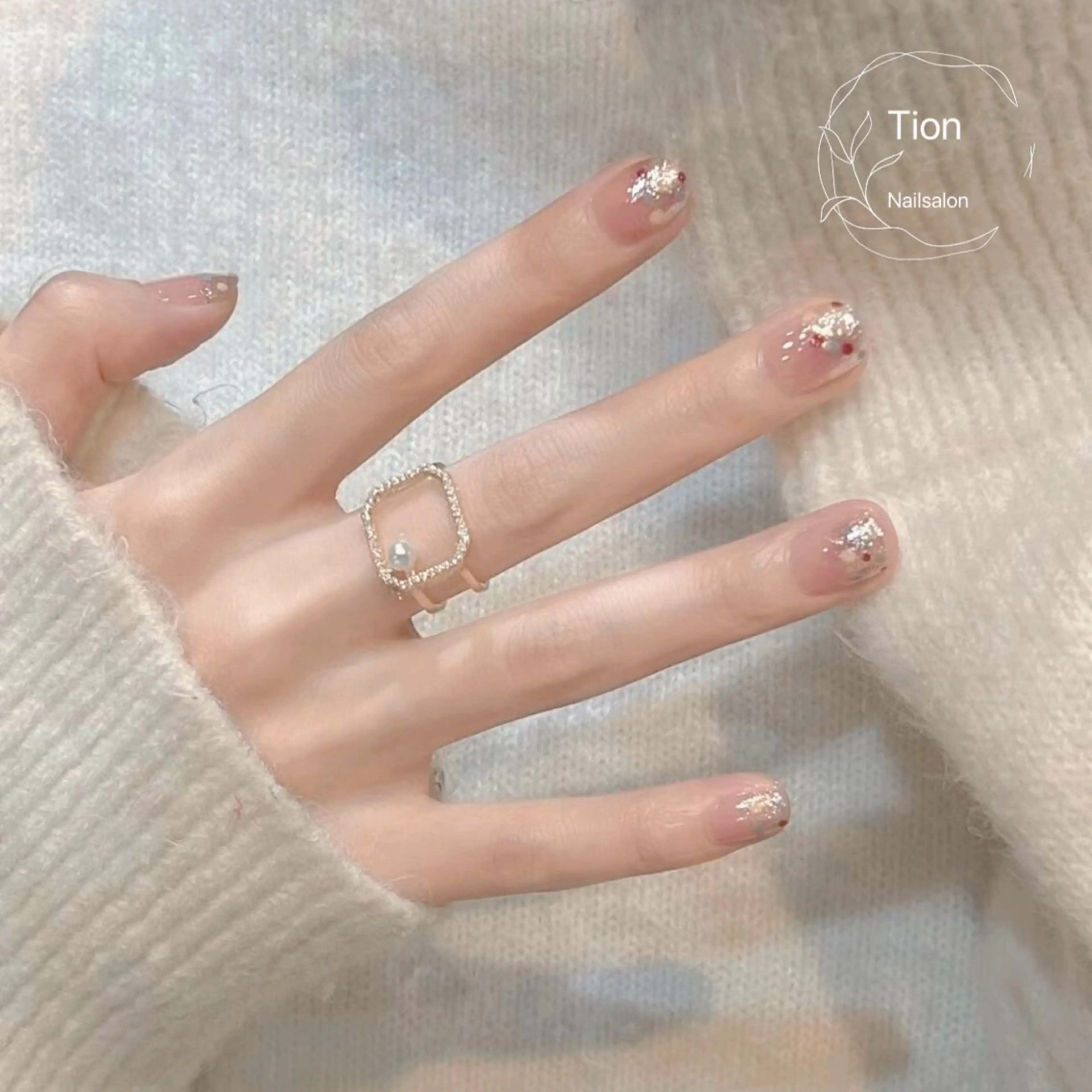 ネイル チークネイル 長さ出し フットネイル フレンチネイル ジェルネイル Nailsalon Tion 横浜西口店のネイルデザイン