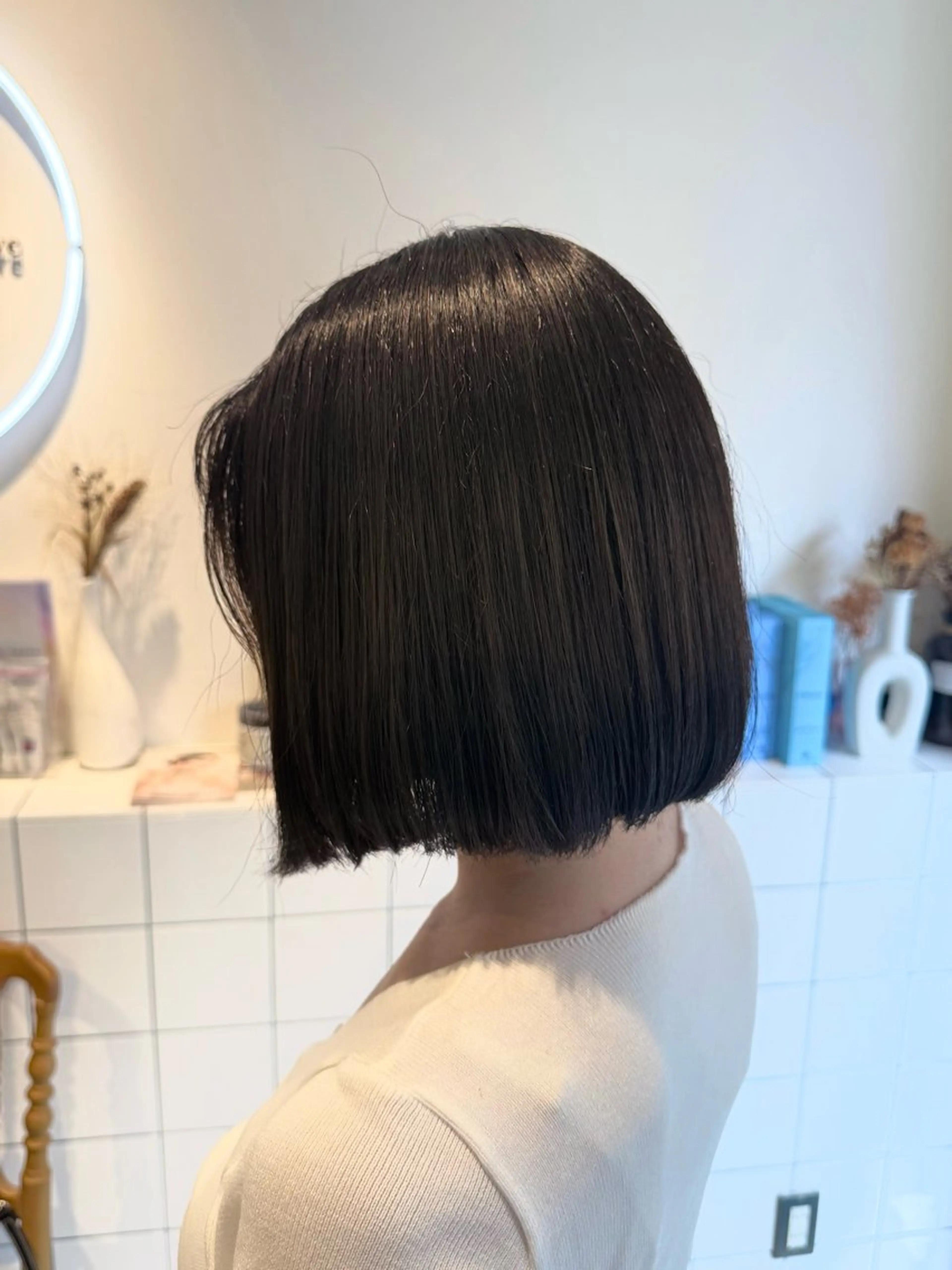 ショート ボブ moeka / 透明感カラー🥣🤍のヘアスタイル