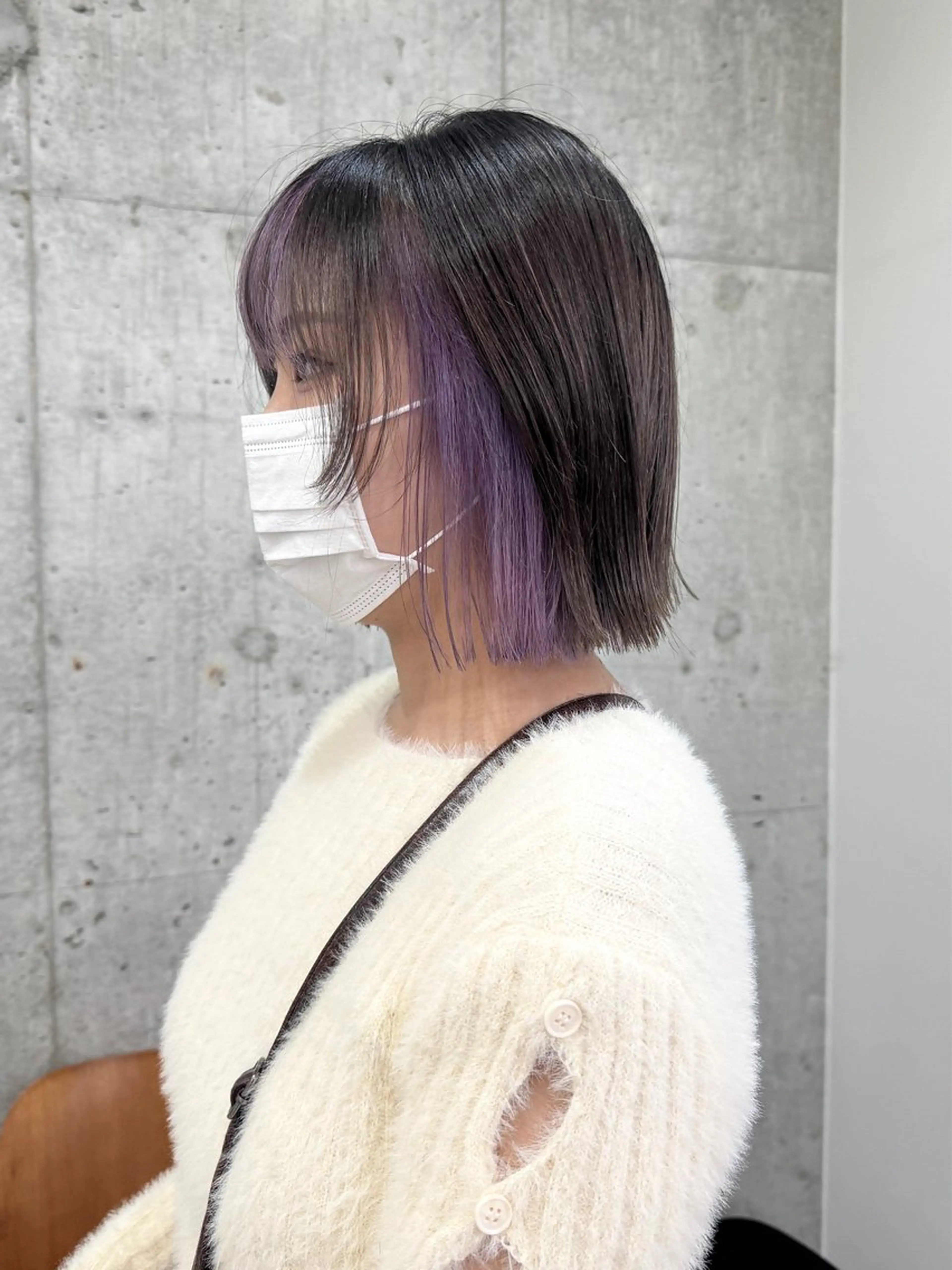 ショート カラー ラベンダーカラー シルバー ヘアカラー 切りっぱなしボブ/ ブリーチカラー/大塚のヘアスタイル