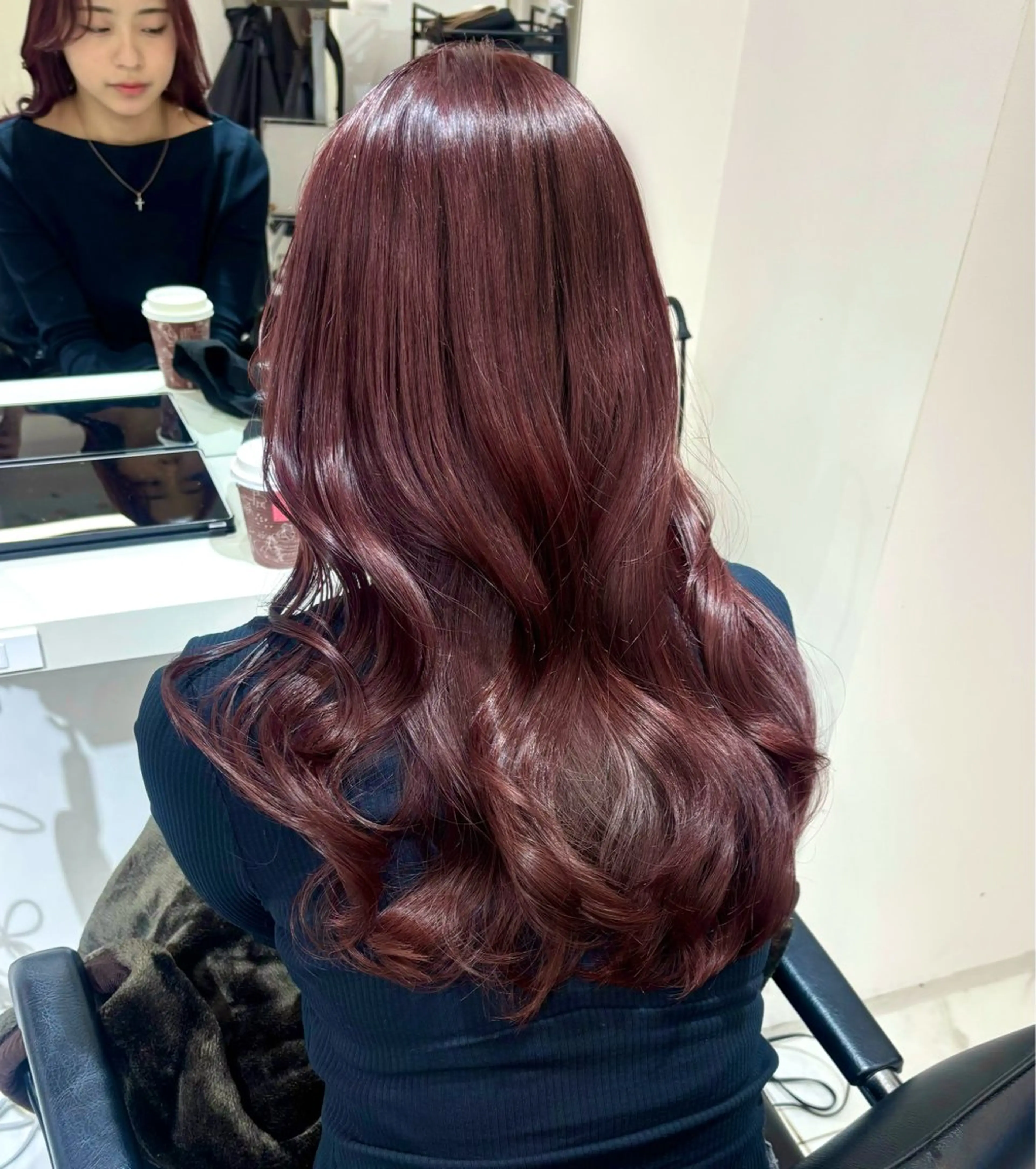 【ケア重視💋】髪質改善Aujuaトリートメント＋盛れる顔周りcut＋プレミアムケアカラー ロング料金なしの写真