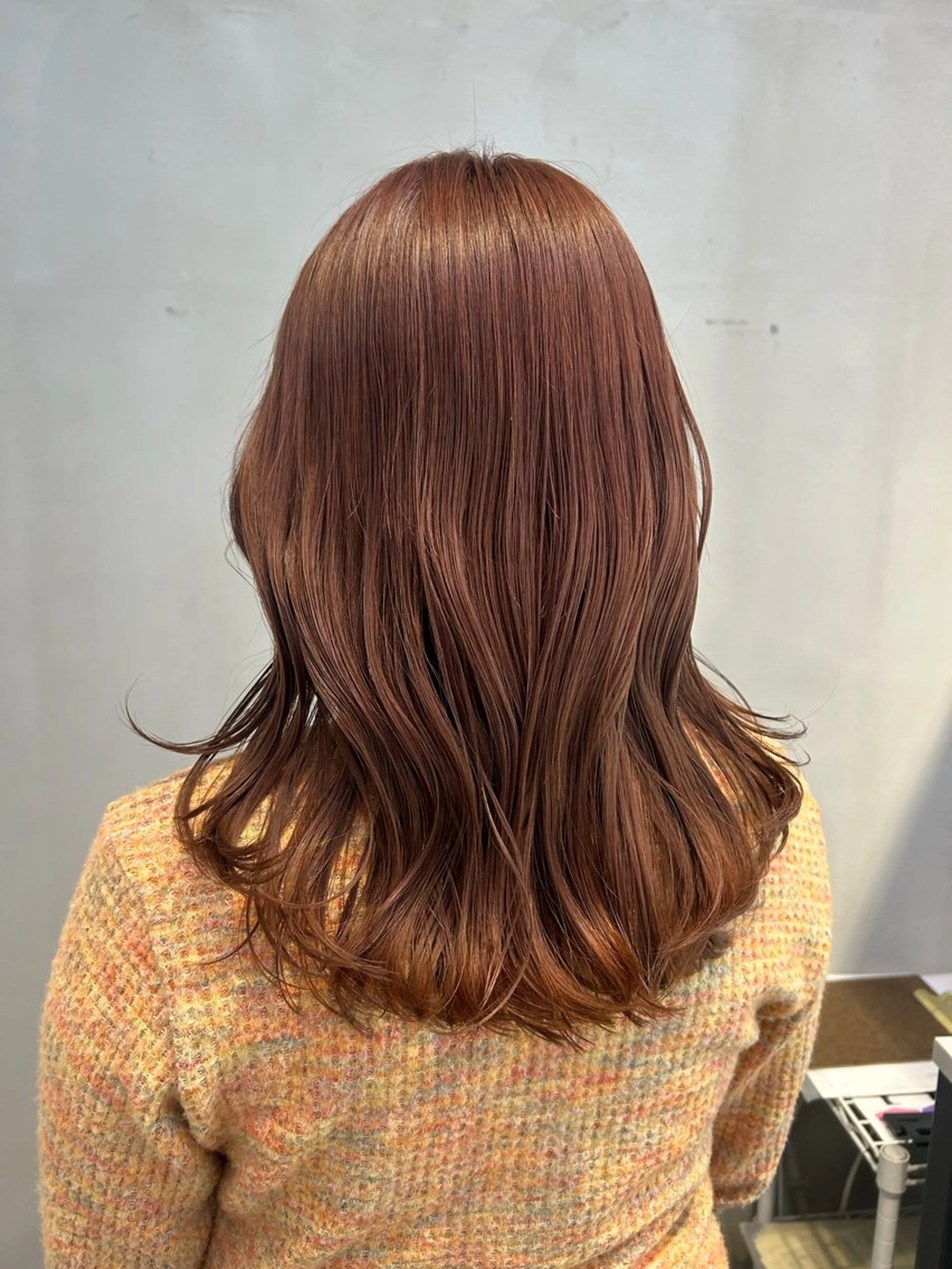 ミディアム カラー ベージュカラー ピンクカラー ピンクベージュ ヘアカラー SEAM所属・にかいどうさよ /札幌美容師のヘアスタイル