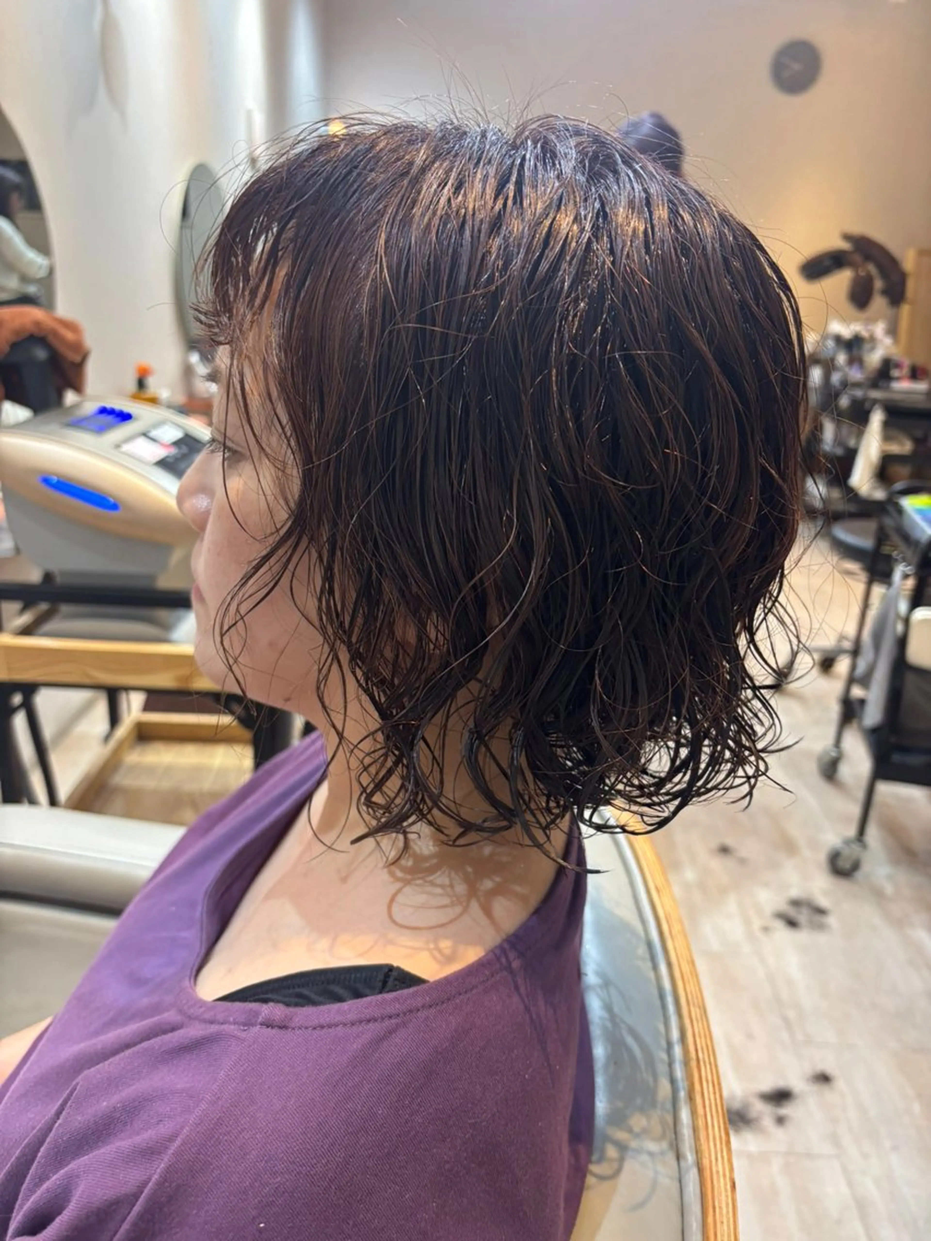 ミディアム カラー パーマ 西村 錬之介のヘアスタイル