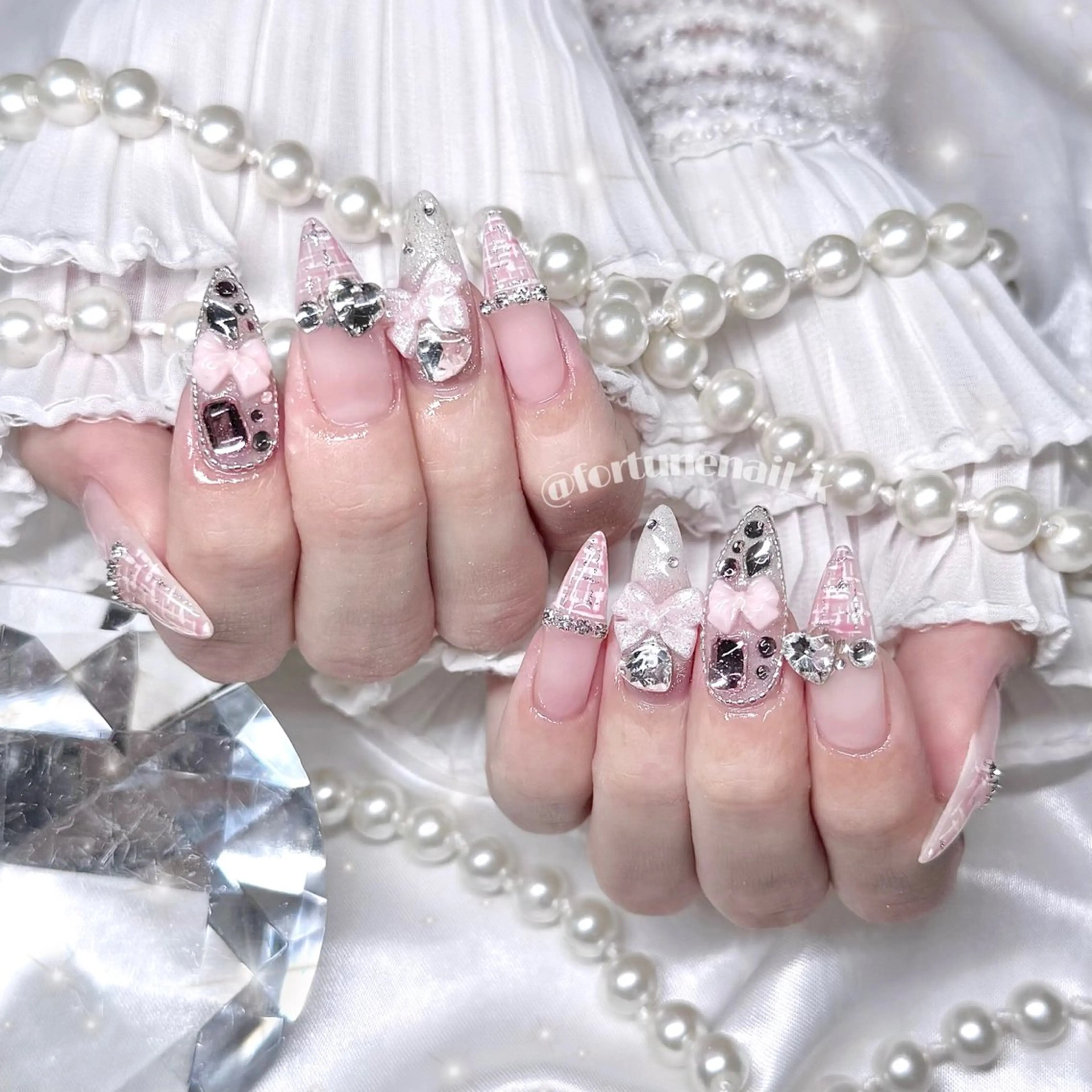 ネイル ハンドネイル 🤍kanane 🤍のネイルデザイン