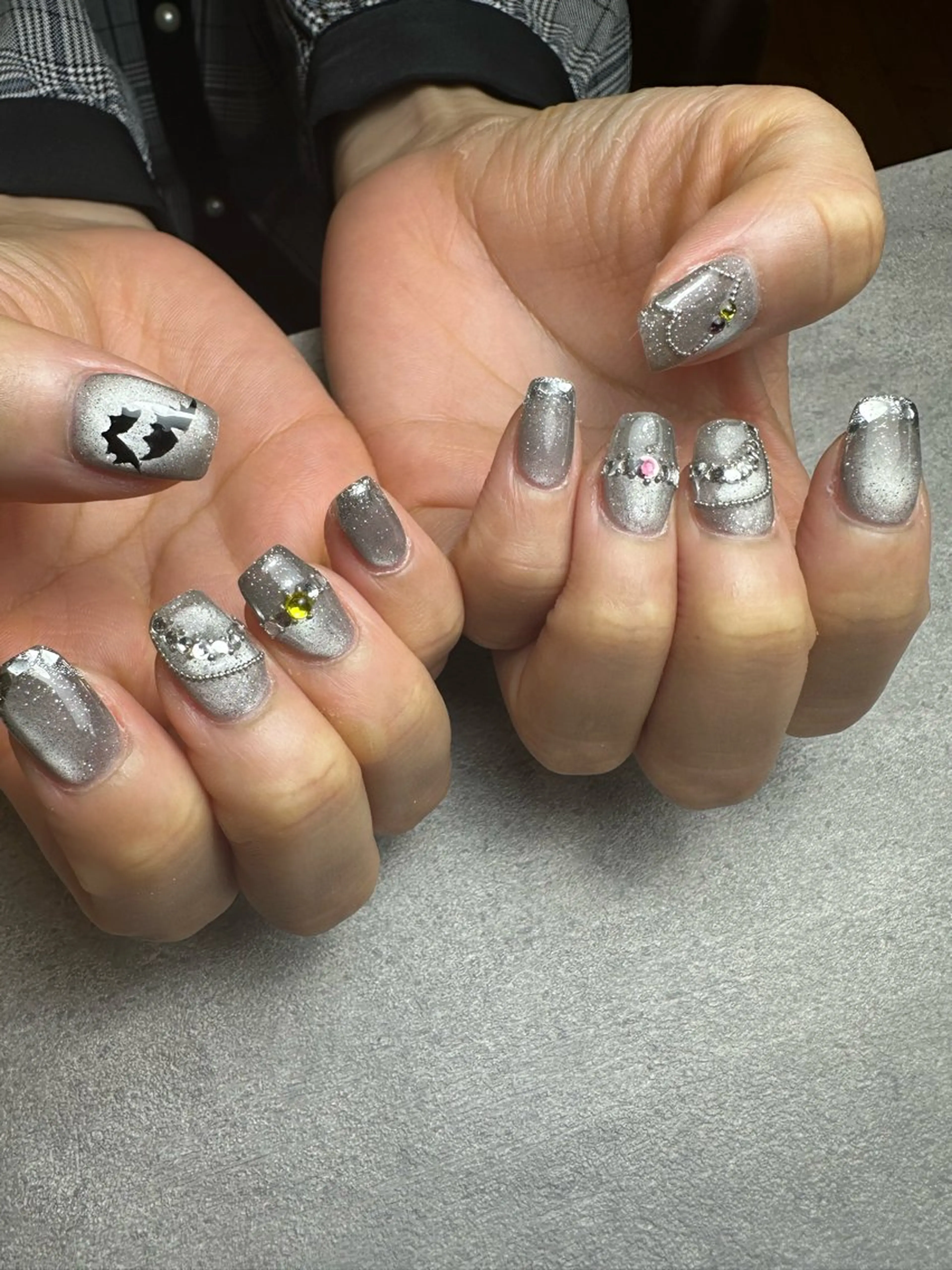 ネイル nailroom Anmie.のネイルデザイン