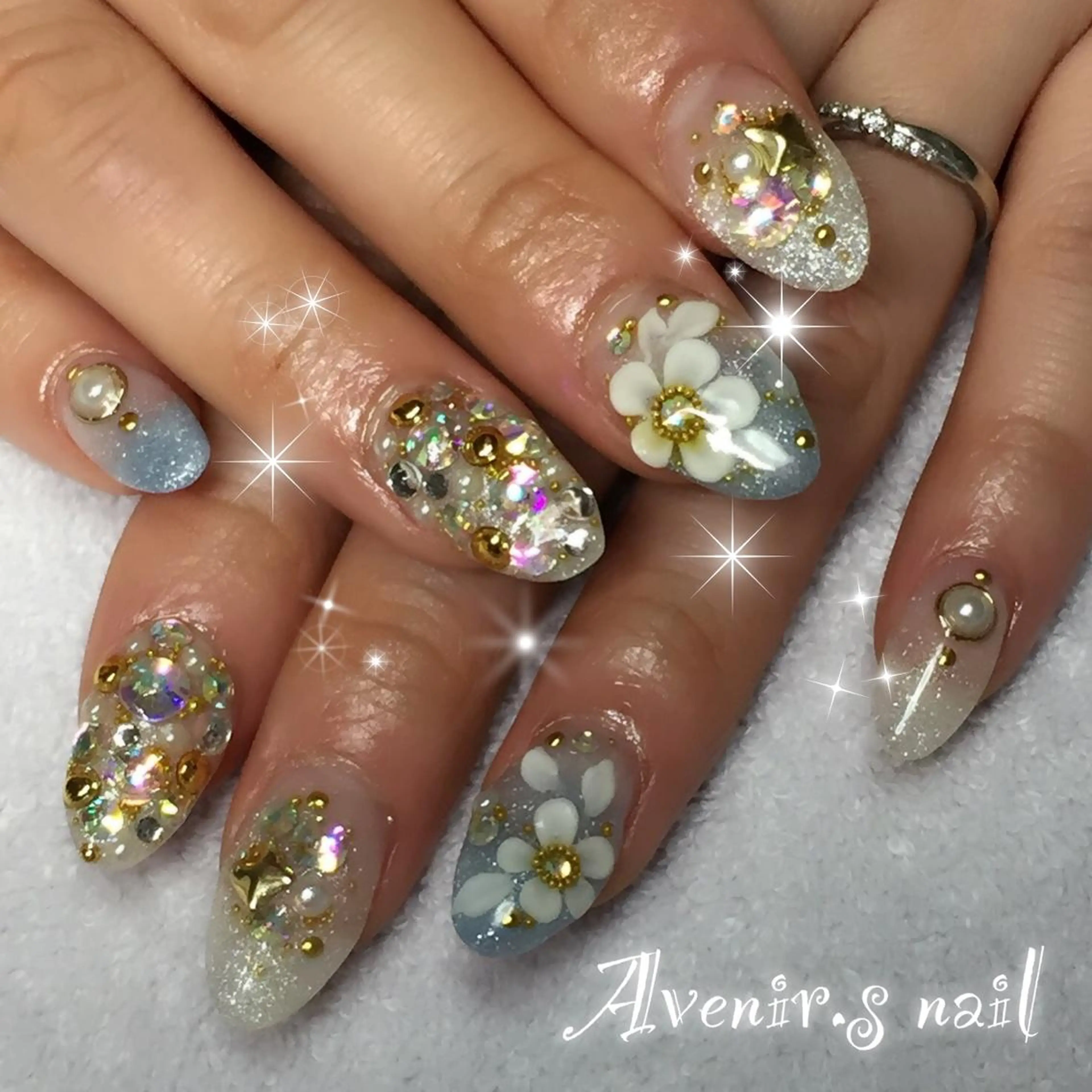 ネイル フラワーネイル スカルプネイル Home Salon Avenir.のネイルデザイン