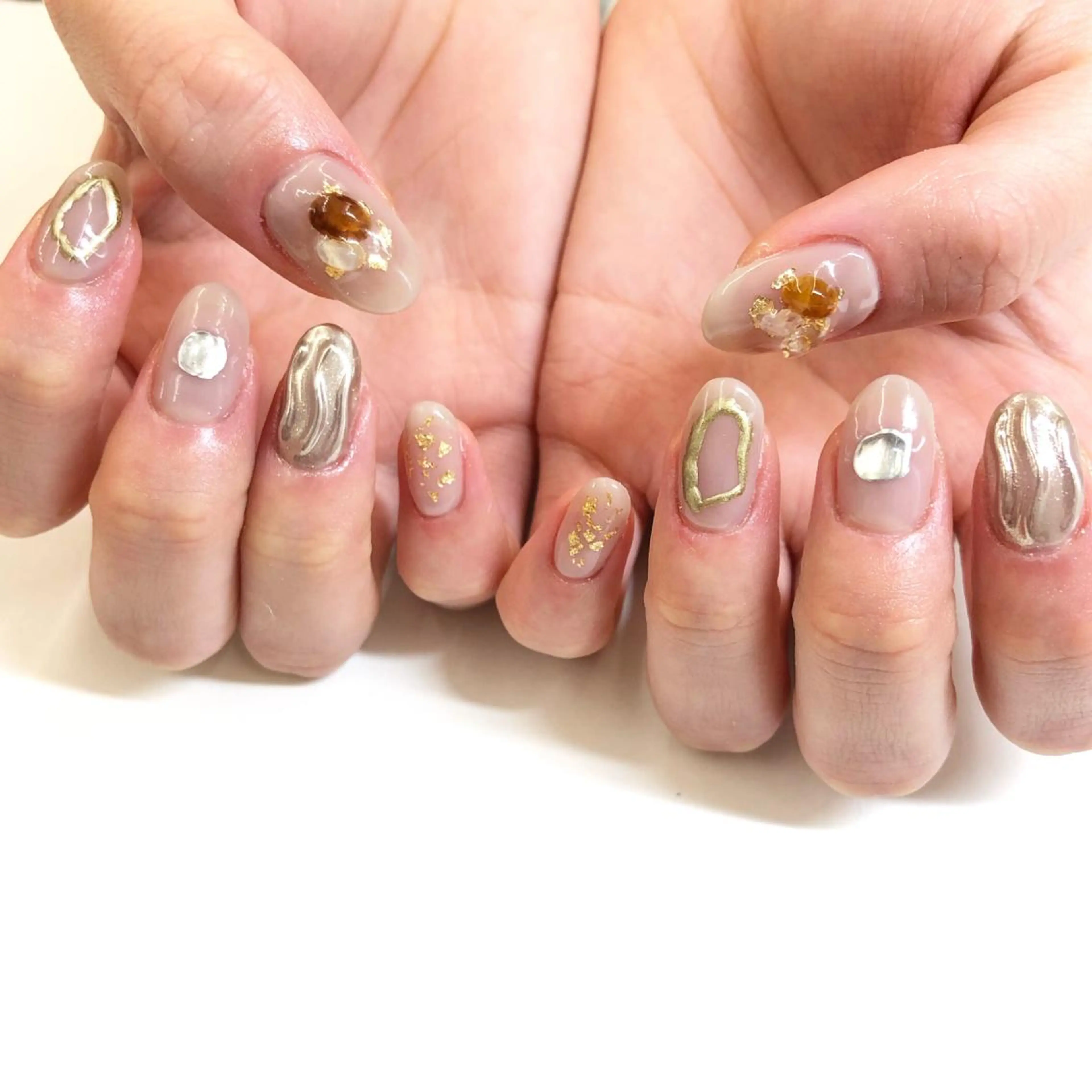 ネイル 持ち込み ニュアンスネイル Minami 🍓のネイルデザイン