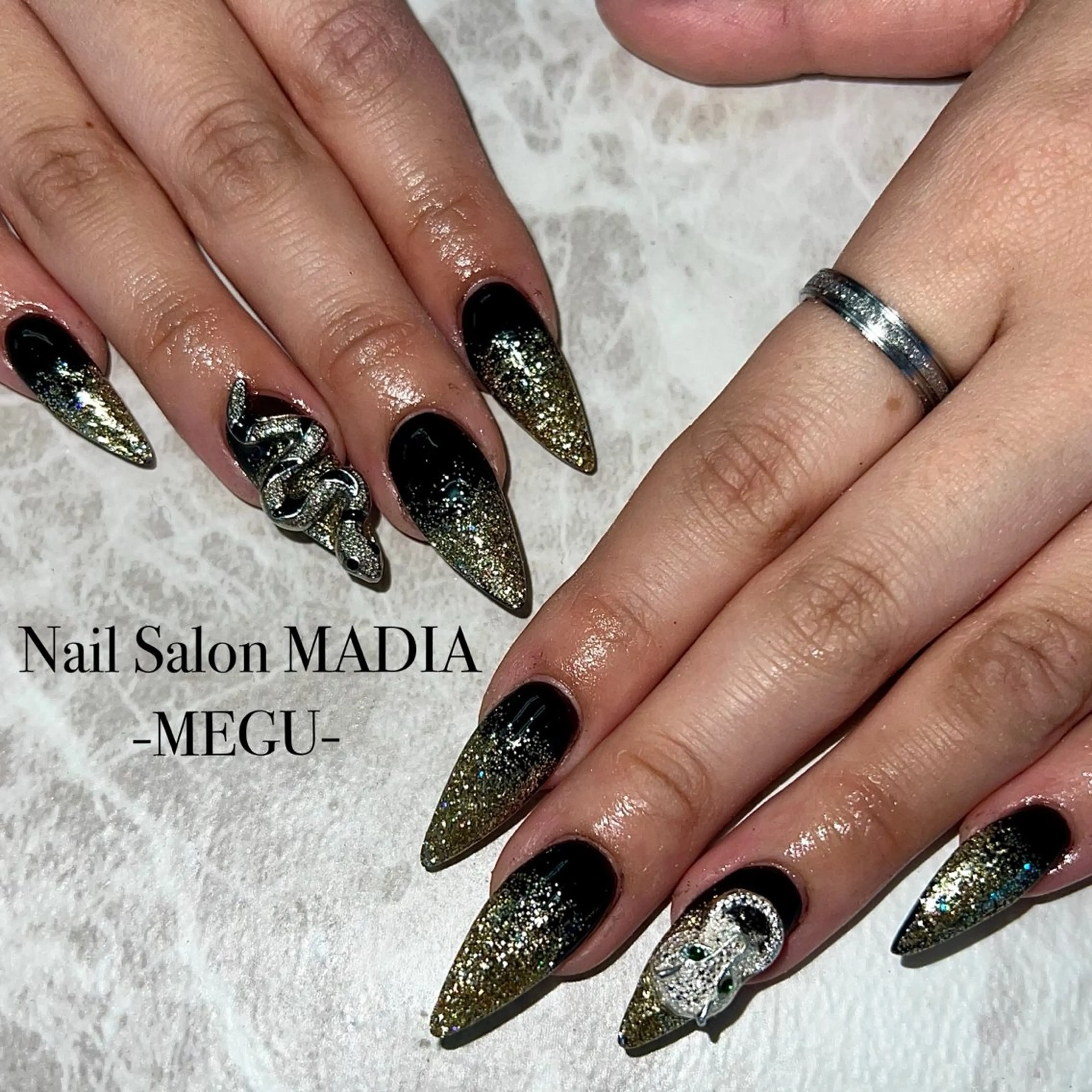 ネイル MADIA藤沢所属・MADIA MEGUのネイルデザイン