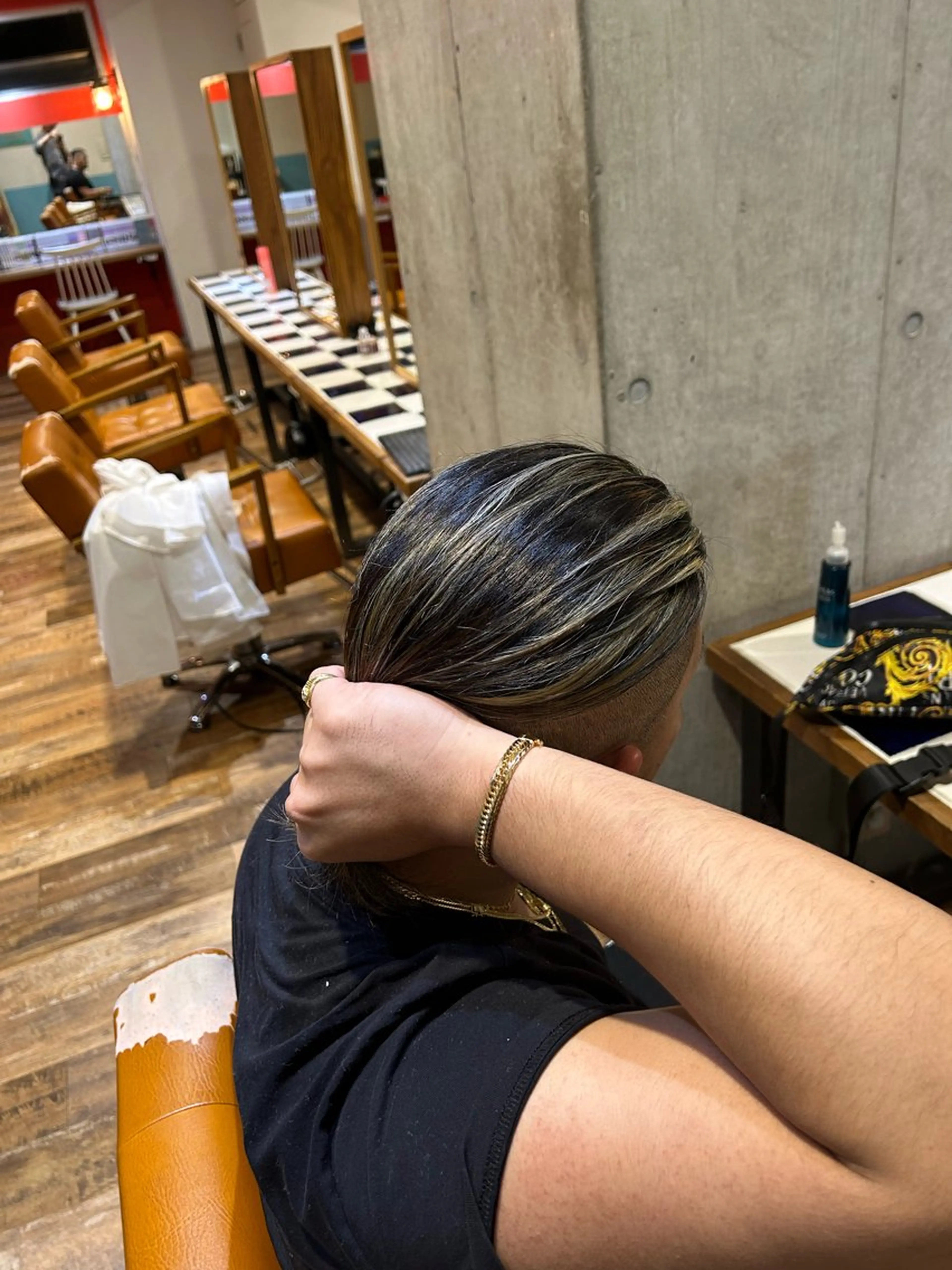 カラー メンズ ヘアカラー トリートメント 🎨デザイン🥇 美髪・艶髪　日暮千敬のヘアスタイル