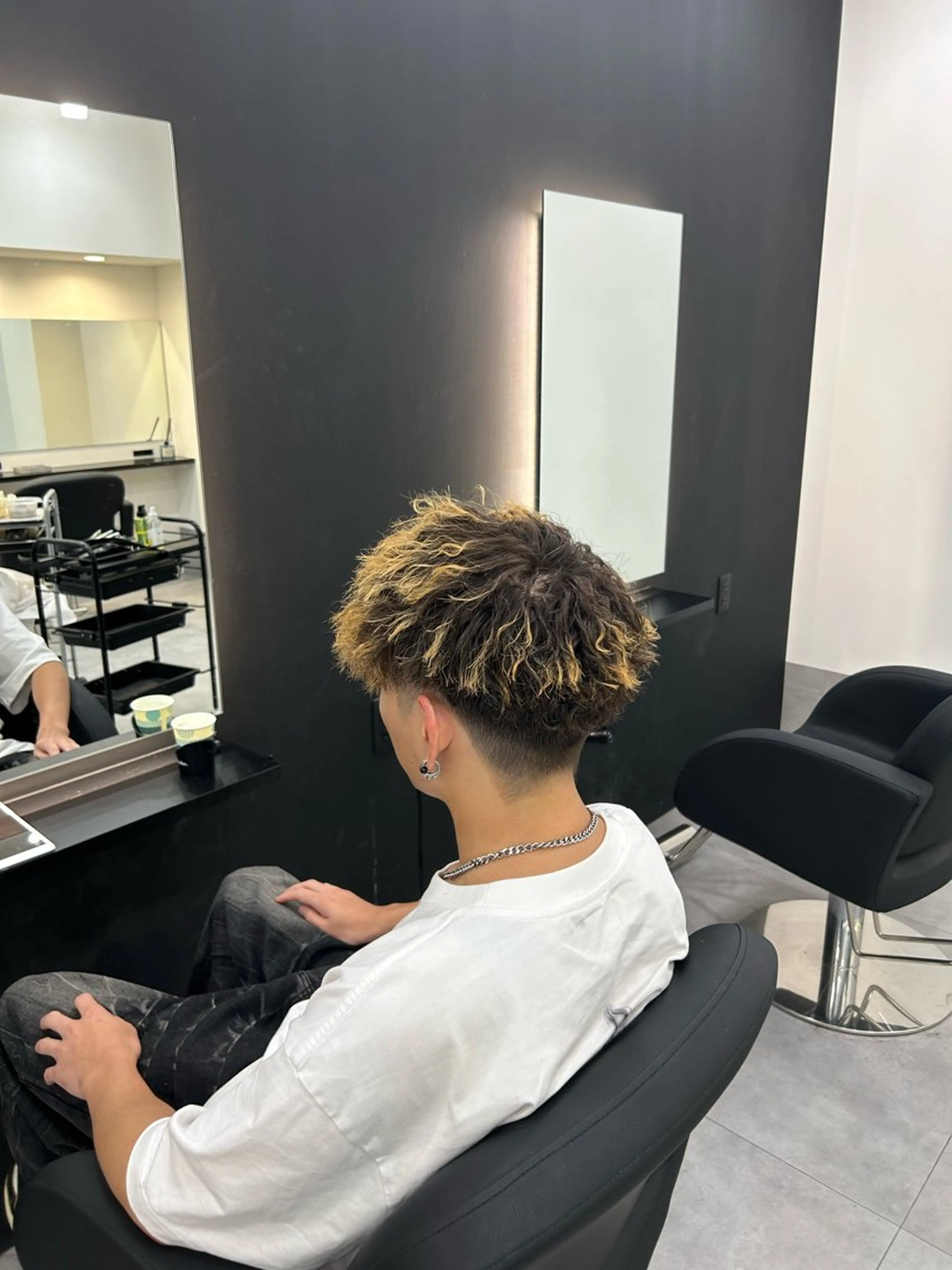 メンズ メンズパーマ メンズツイストパーマ ツイストパーマ カット パーマ 山田 航平のヘアスタイル