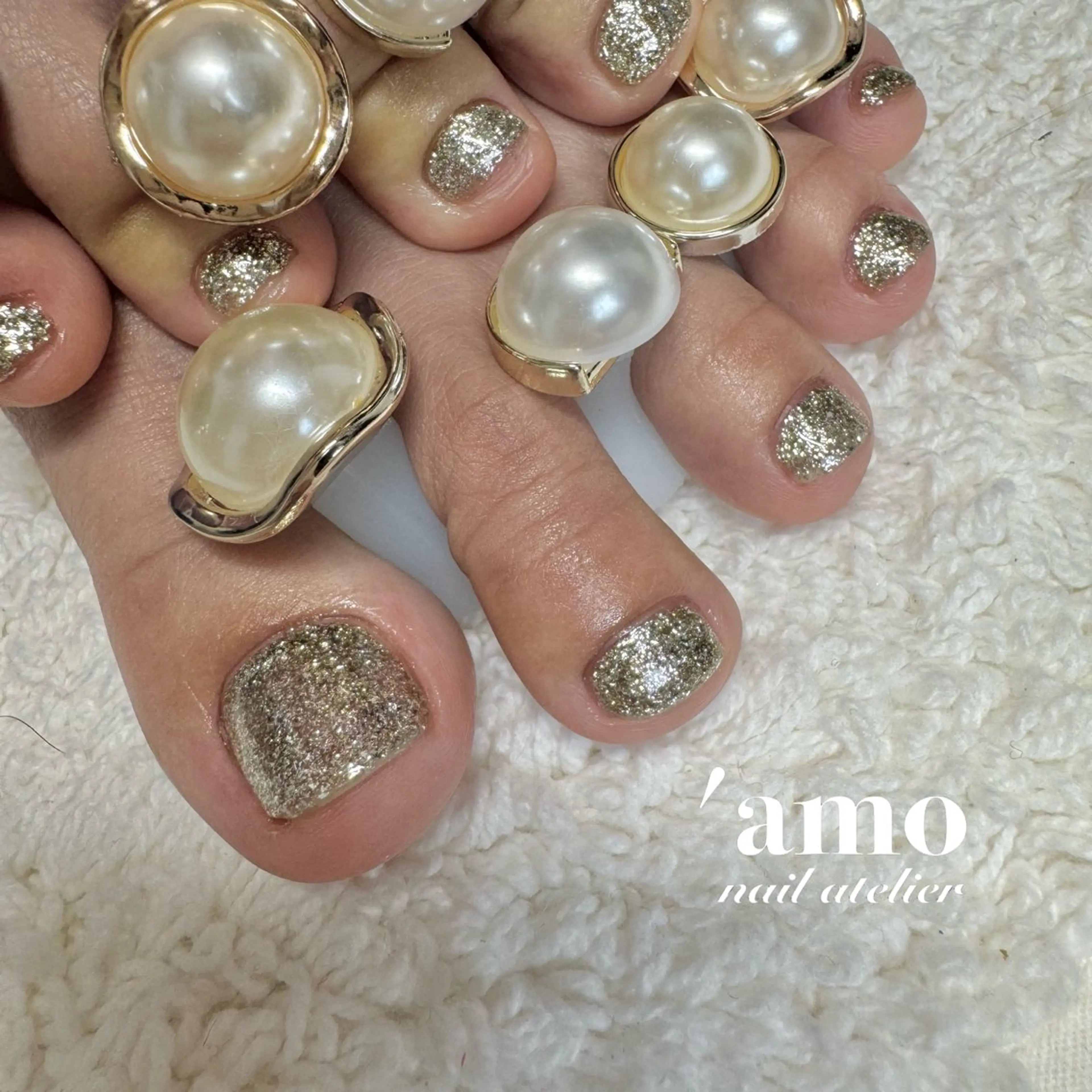 ネイル フットネイル 'amo nail atelierのネイルデザイン