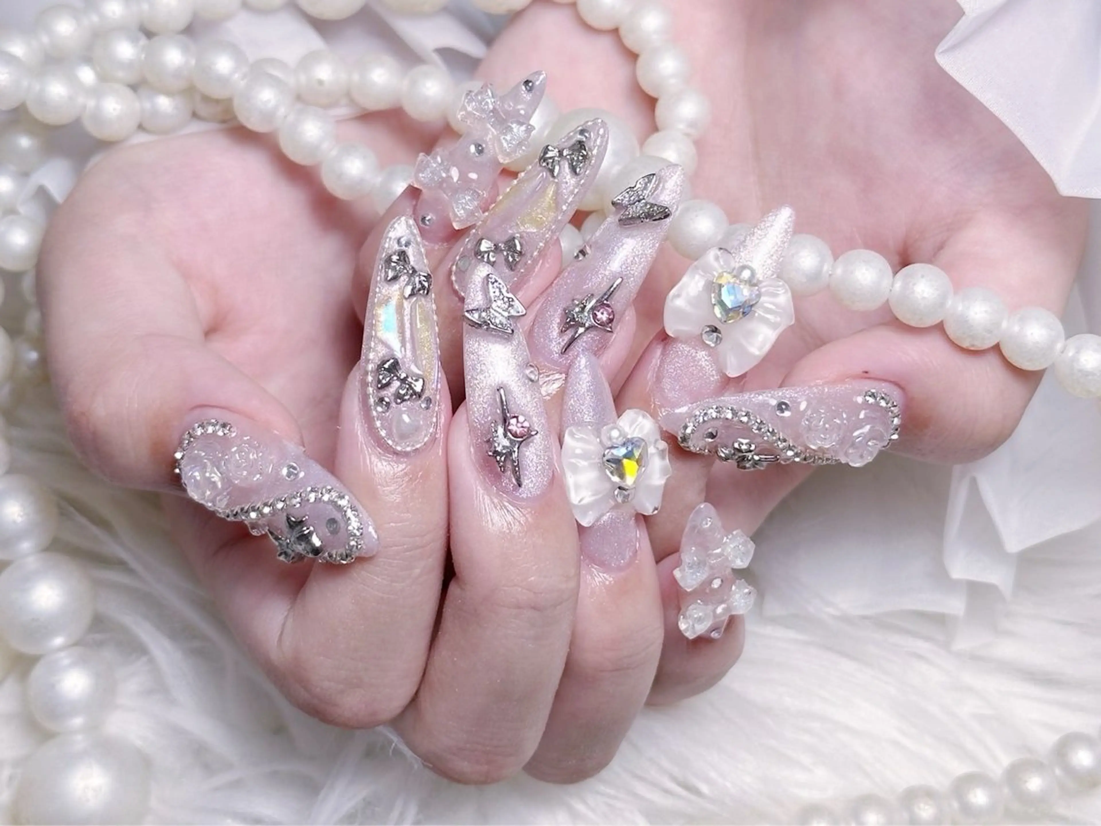 ネイル ハンドネイル ☁️Yun nail KiKi☁️のネイルデザイン