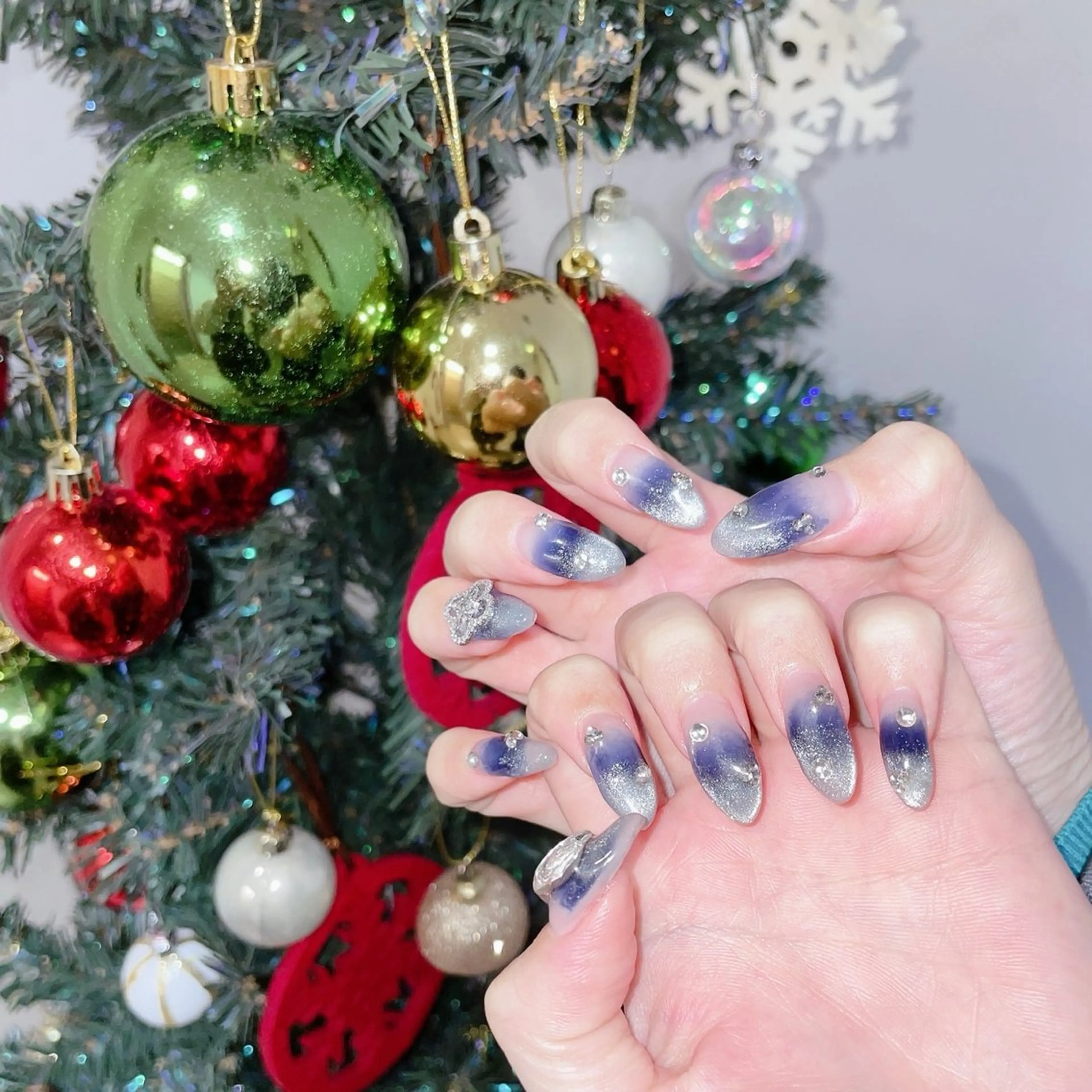 ロング ハンドネイル ハンドケア 💜MIYA nail川崎店のネイルデザイン
