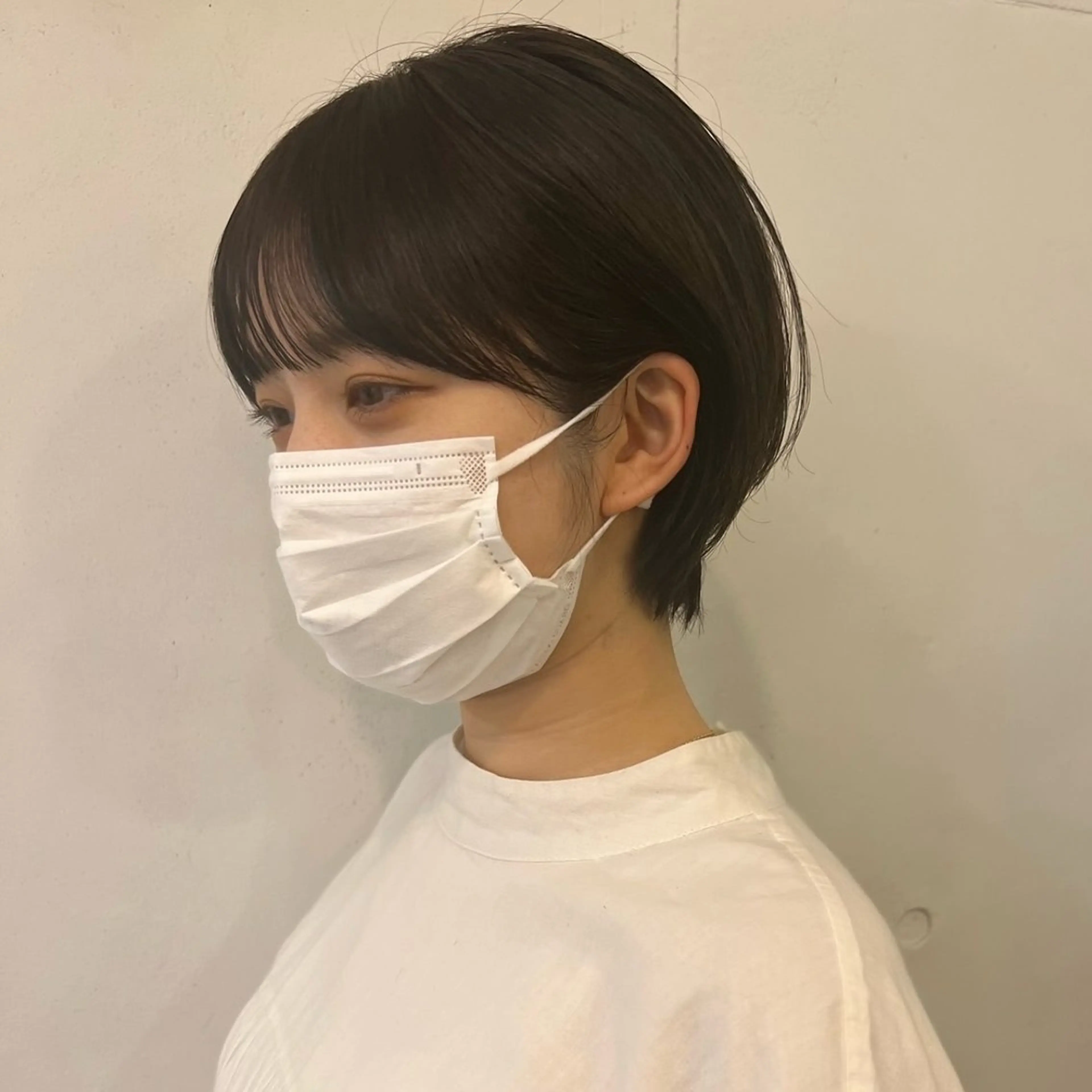 ショート 無料カットモデル/ センターパート/横浜のヘアスタイル