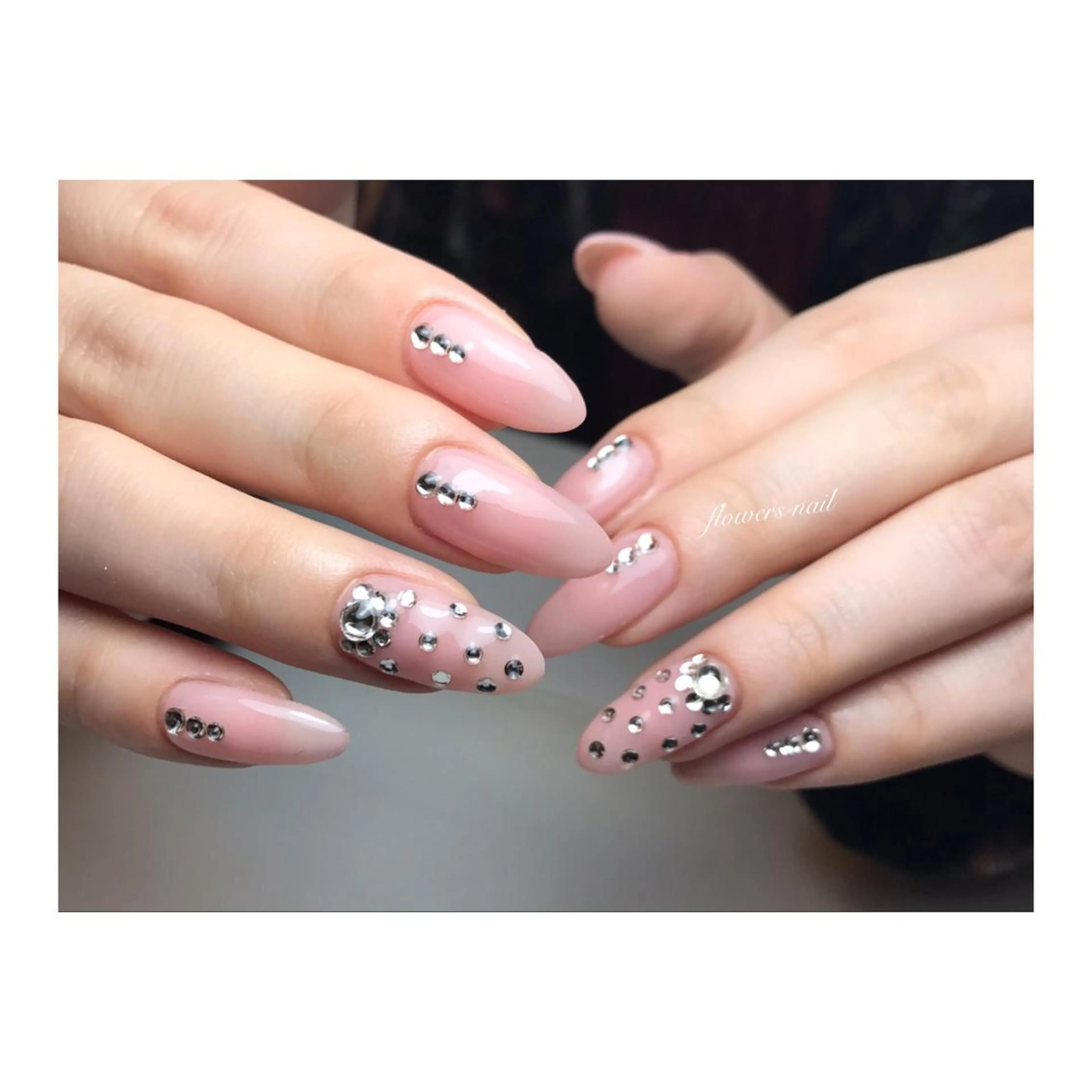 ネイル アートネイル flowers nailのネイルデザイン