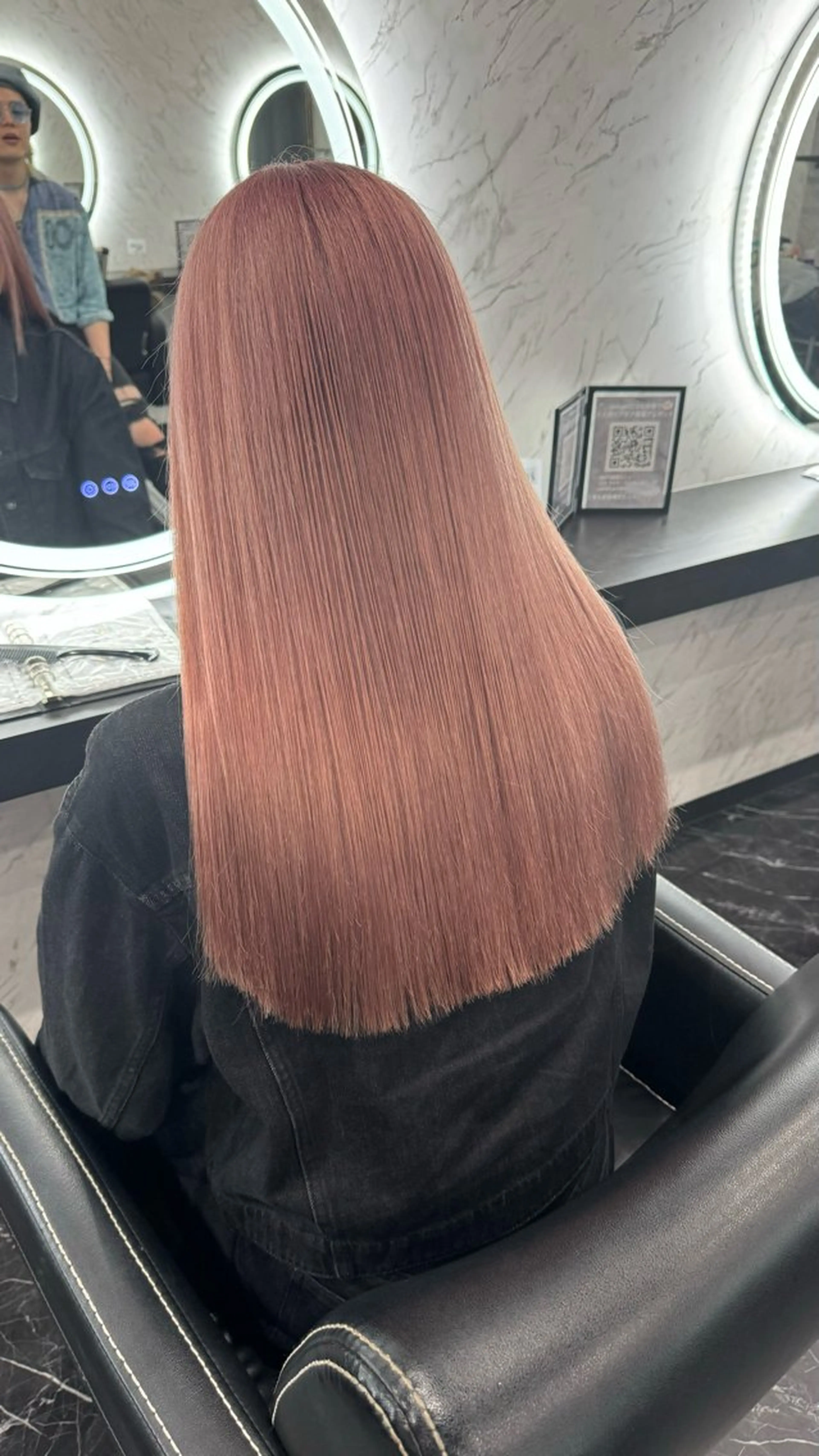 ロング ヘアカラー トリートメント 末永 もものヘアスタイル