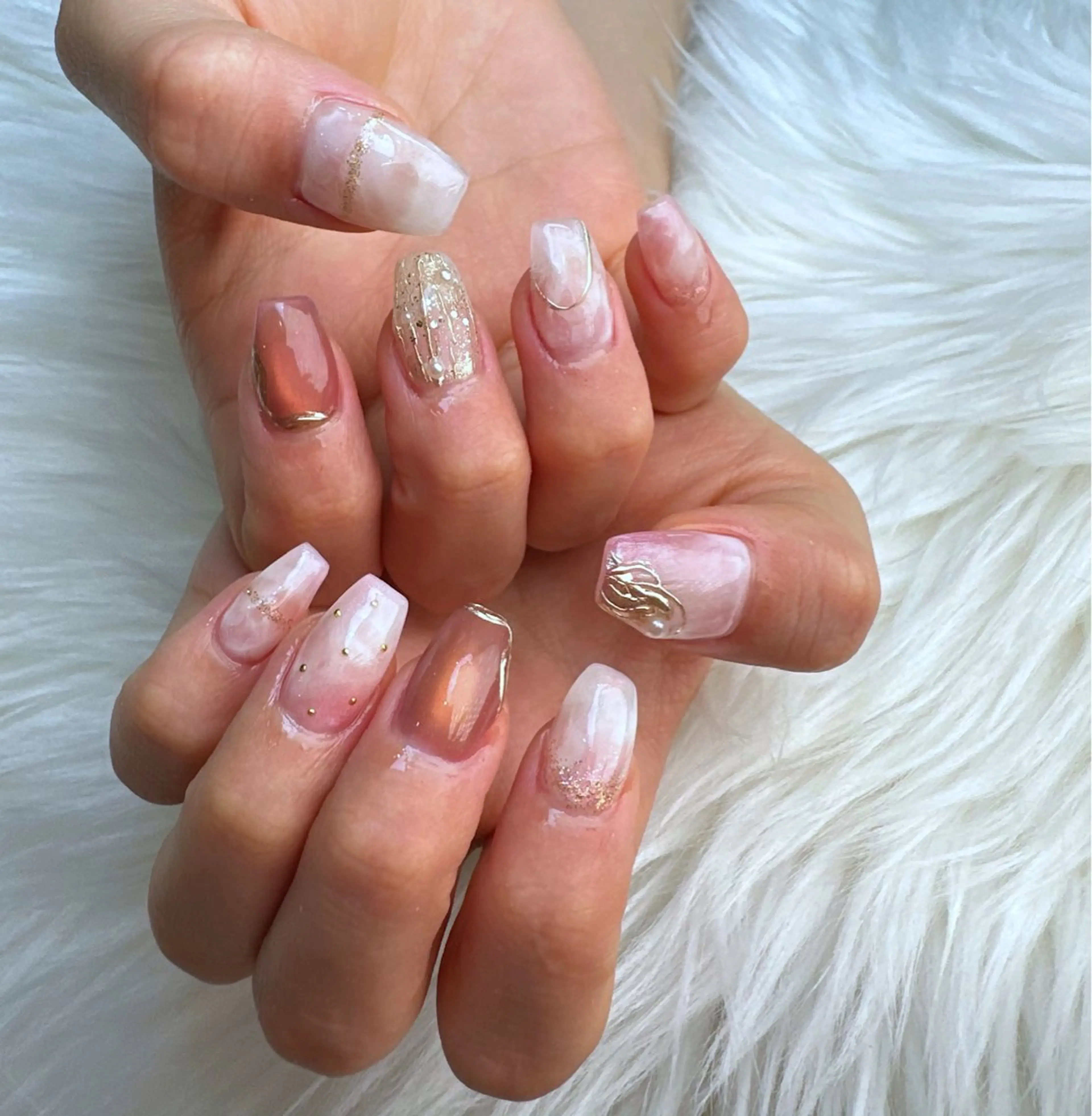 ネイル マグネットネイル ニュアンスネイル ハンドネイル Nail ameria megu所属・ameria meguのネイルデザイン