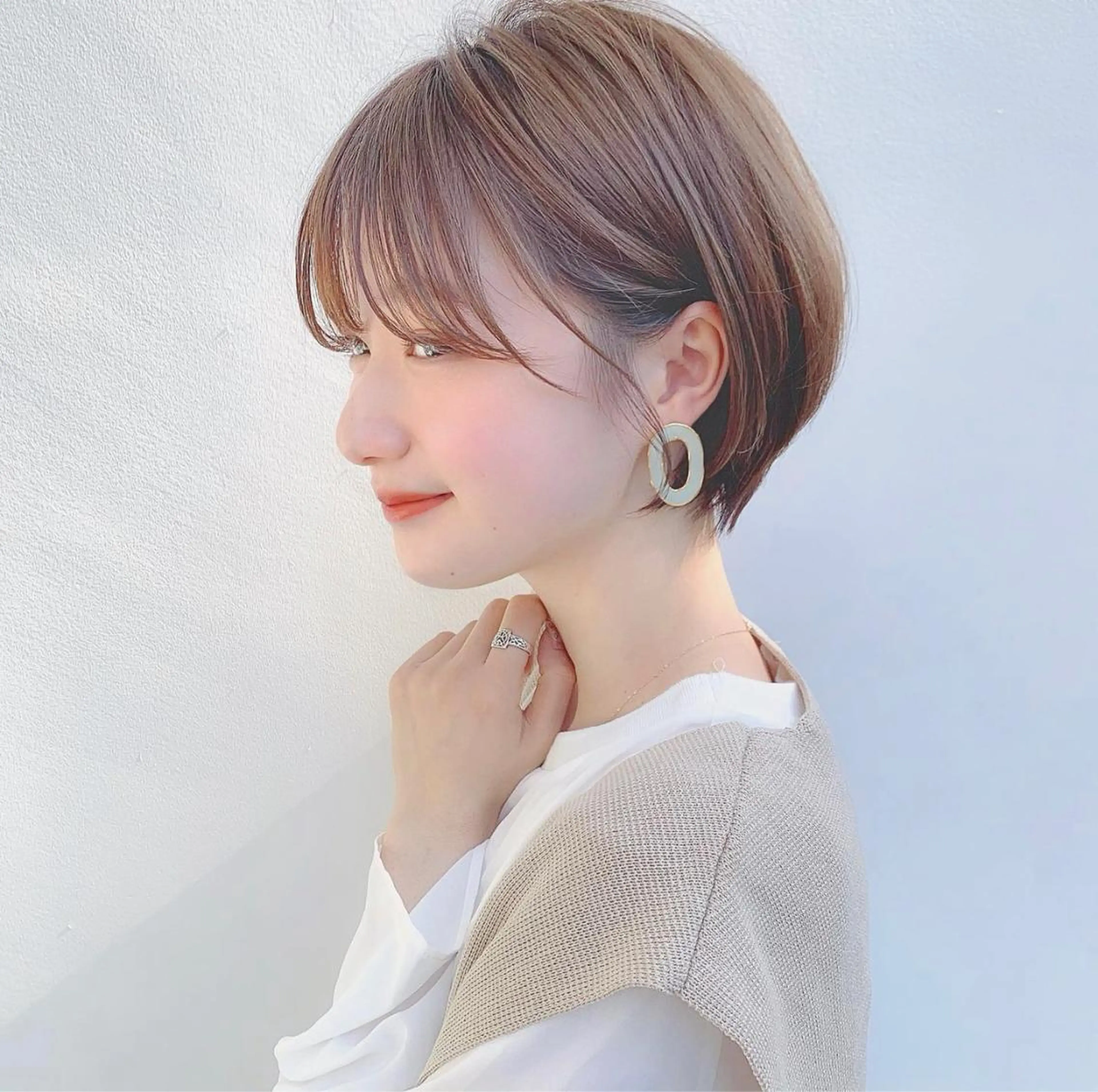 ショート カラー 海外レイヤー 鯉渕のヘアスタイル