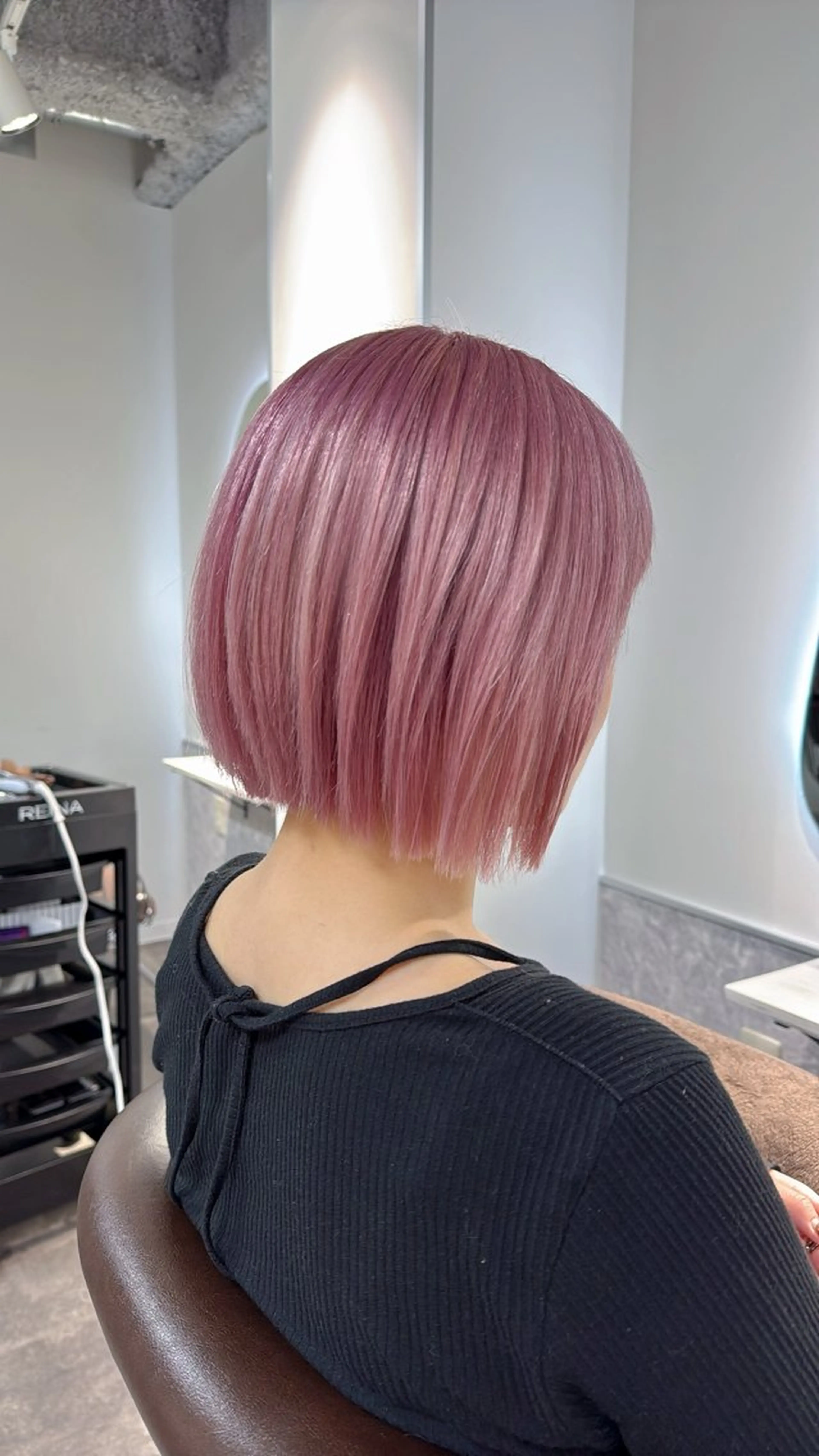 ショート カラー 新宿/ハイトーン/ レイヤー/サカキのヘアスタイル
