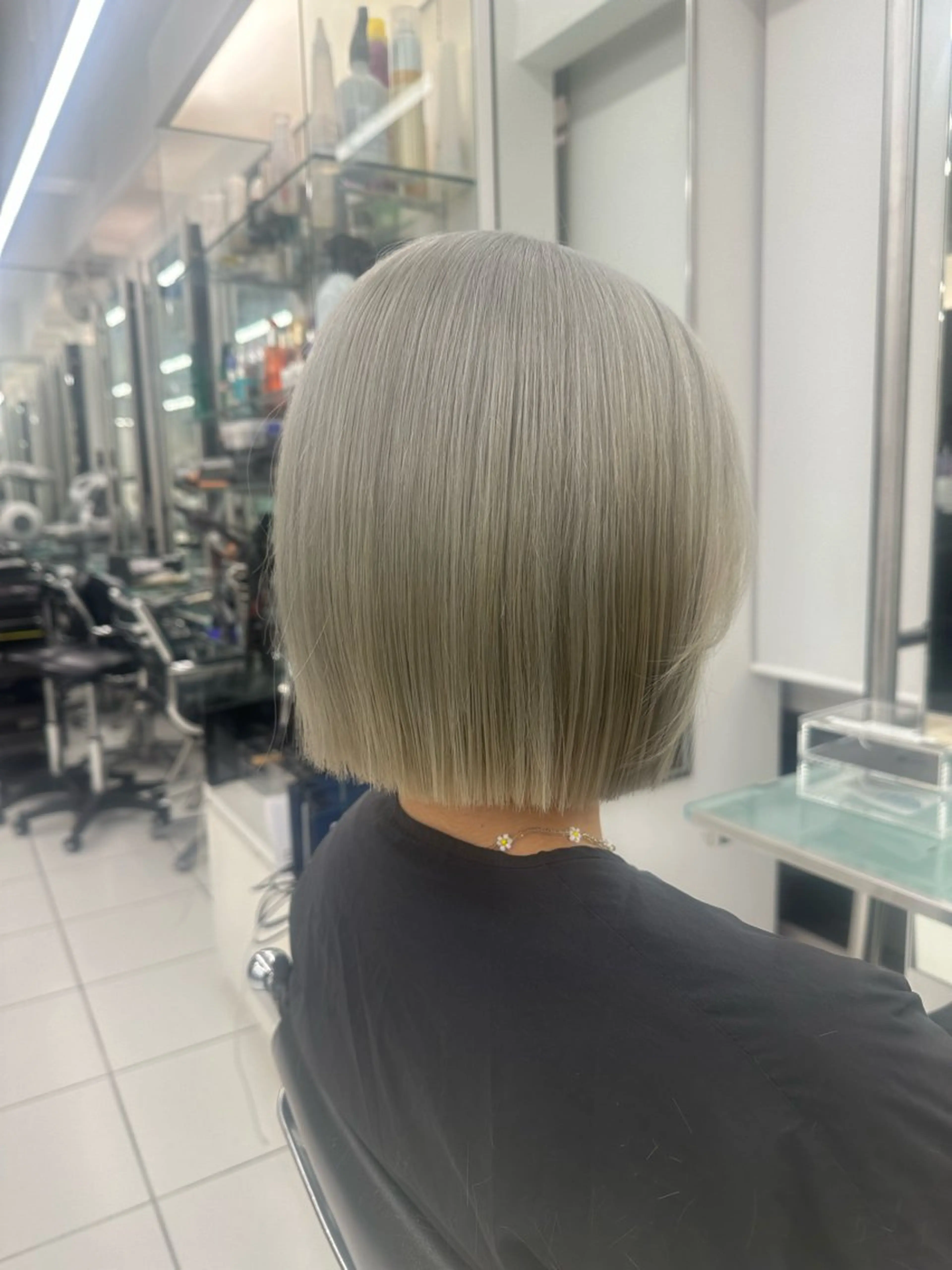 ショート 高橋 沙央のヘアスタイル