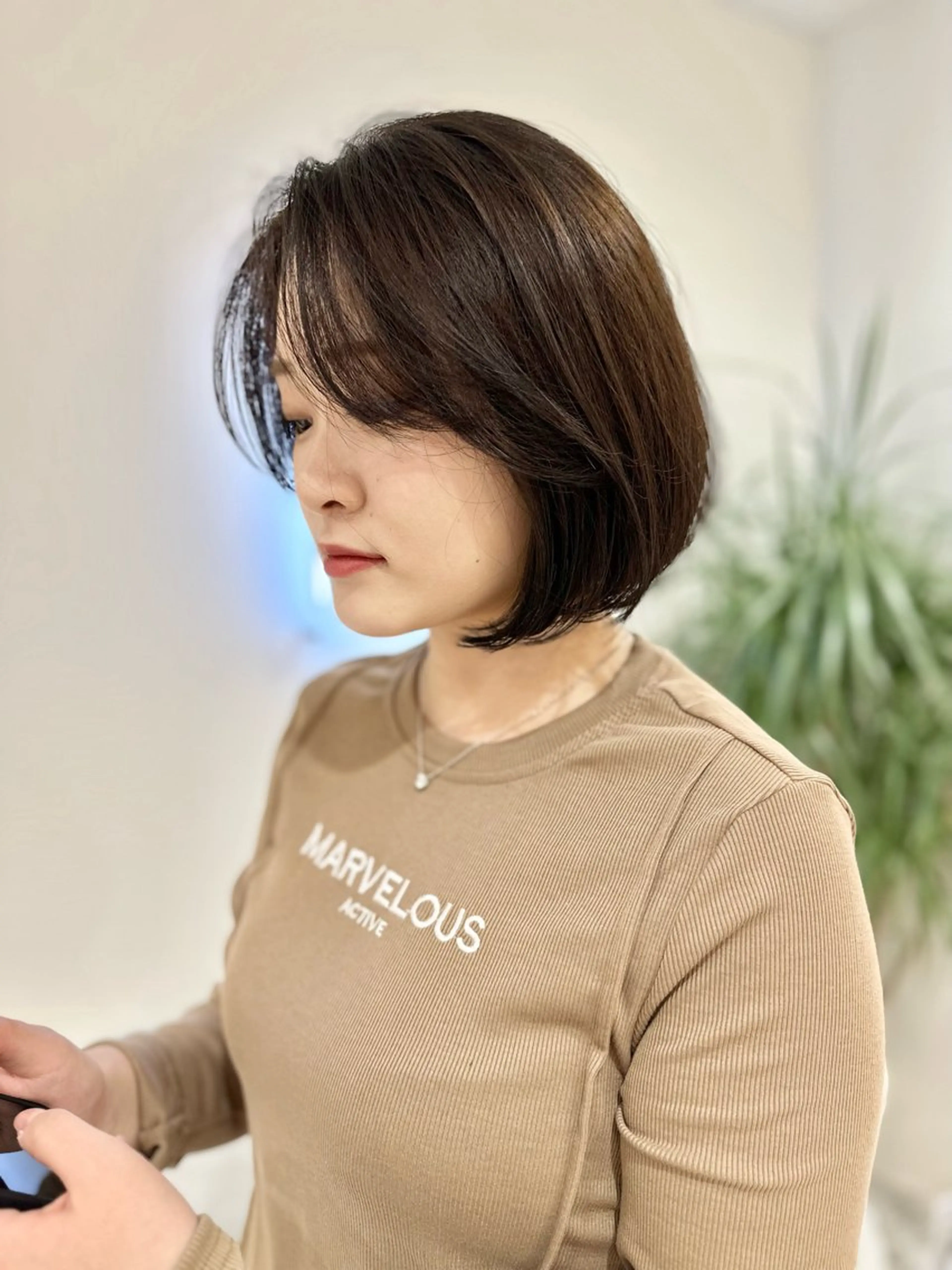 ショート カット ヘアカラー かえ🩶韓国ボブ🎀 透明感カラー🥣のヘアスタイル