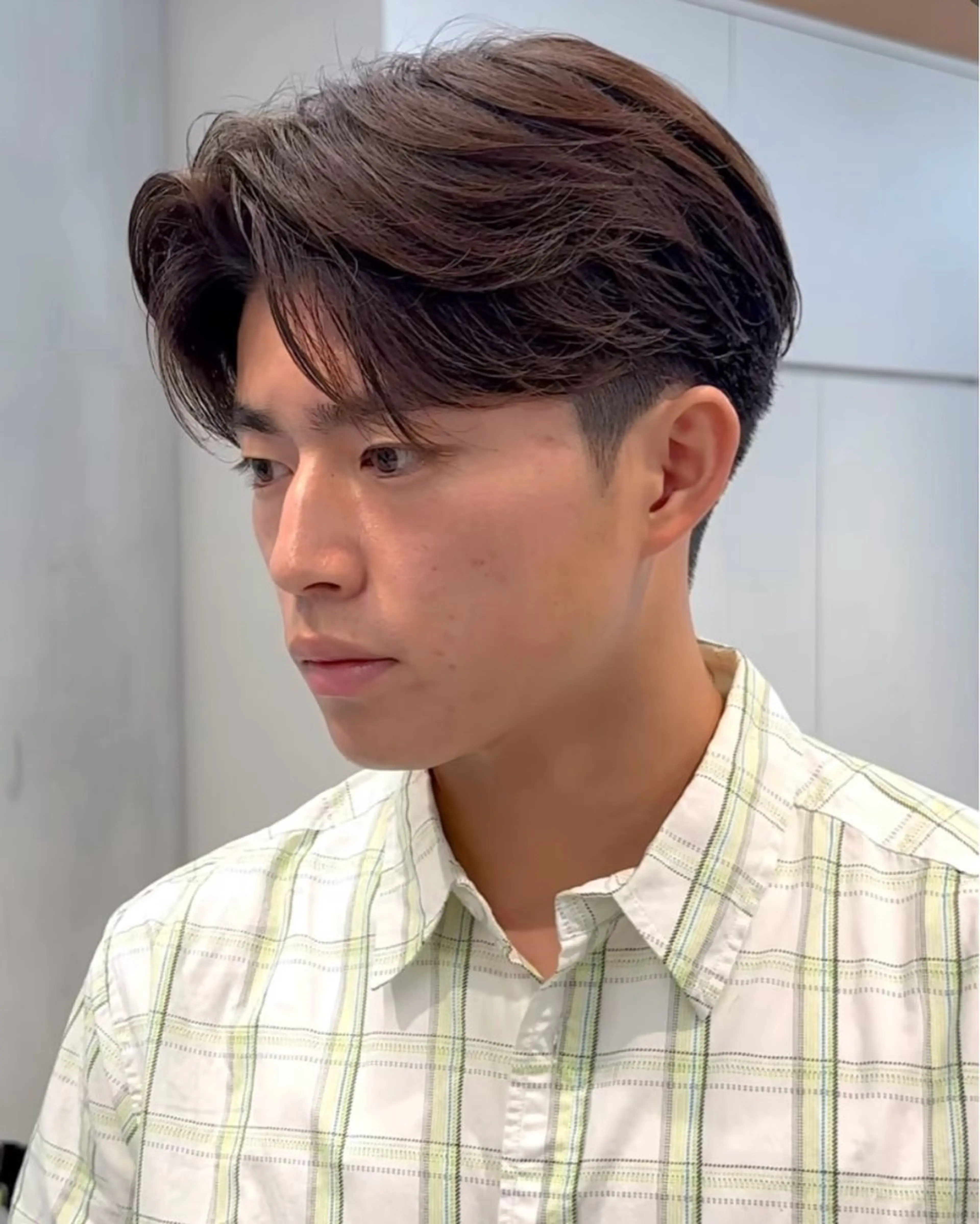 ショート センターパート /ニュアンスパーマのヘアスタイル