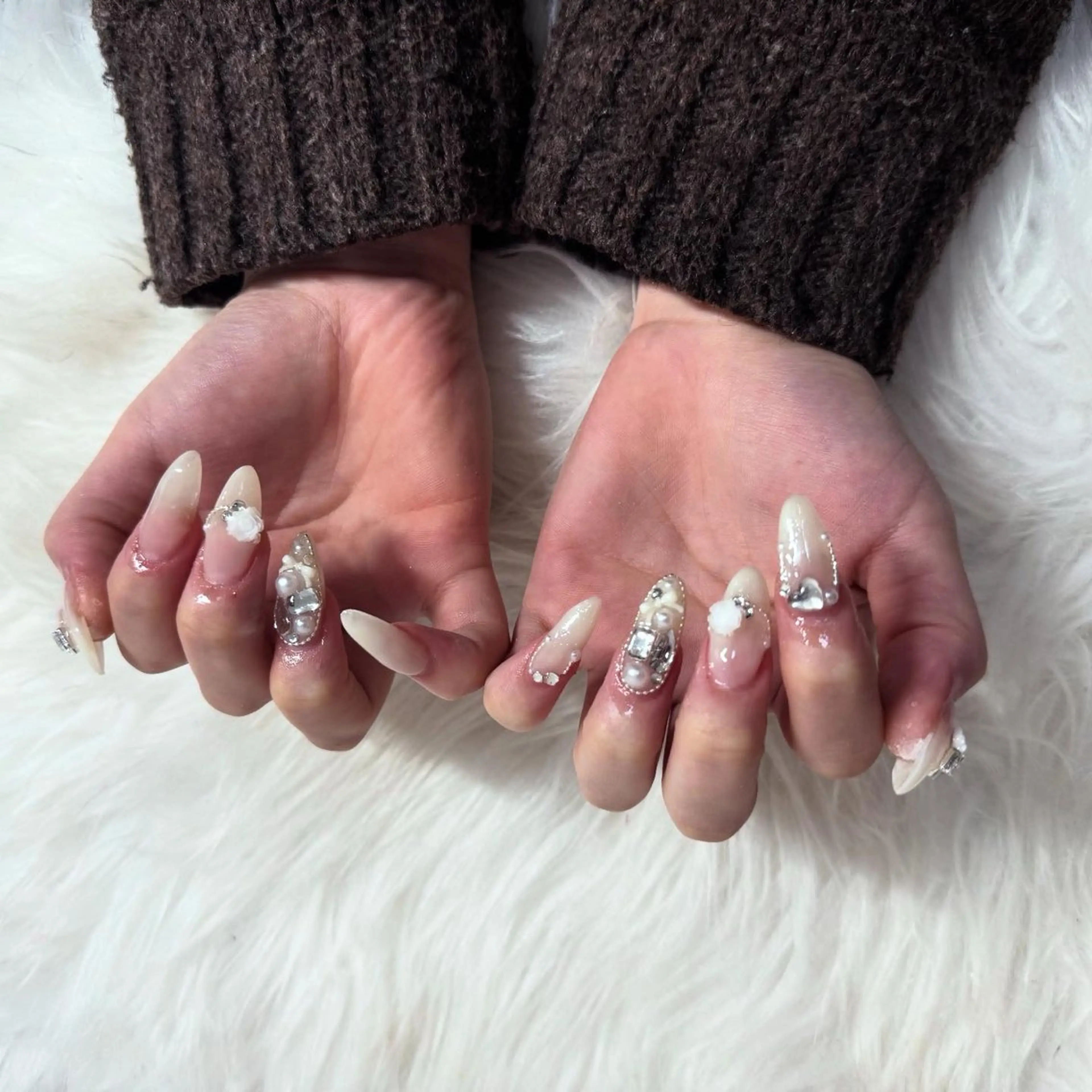 ロング ハンドネイル mao .のネイルデザイン