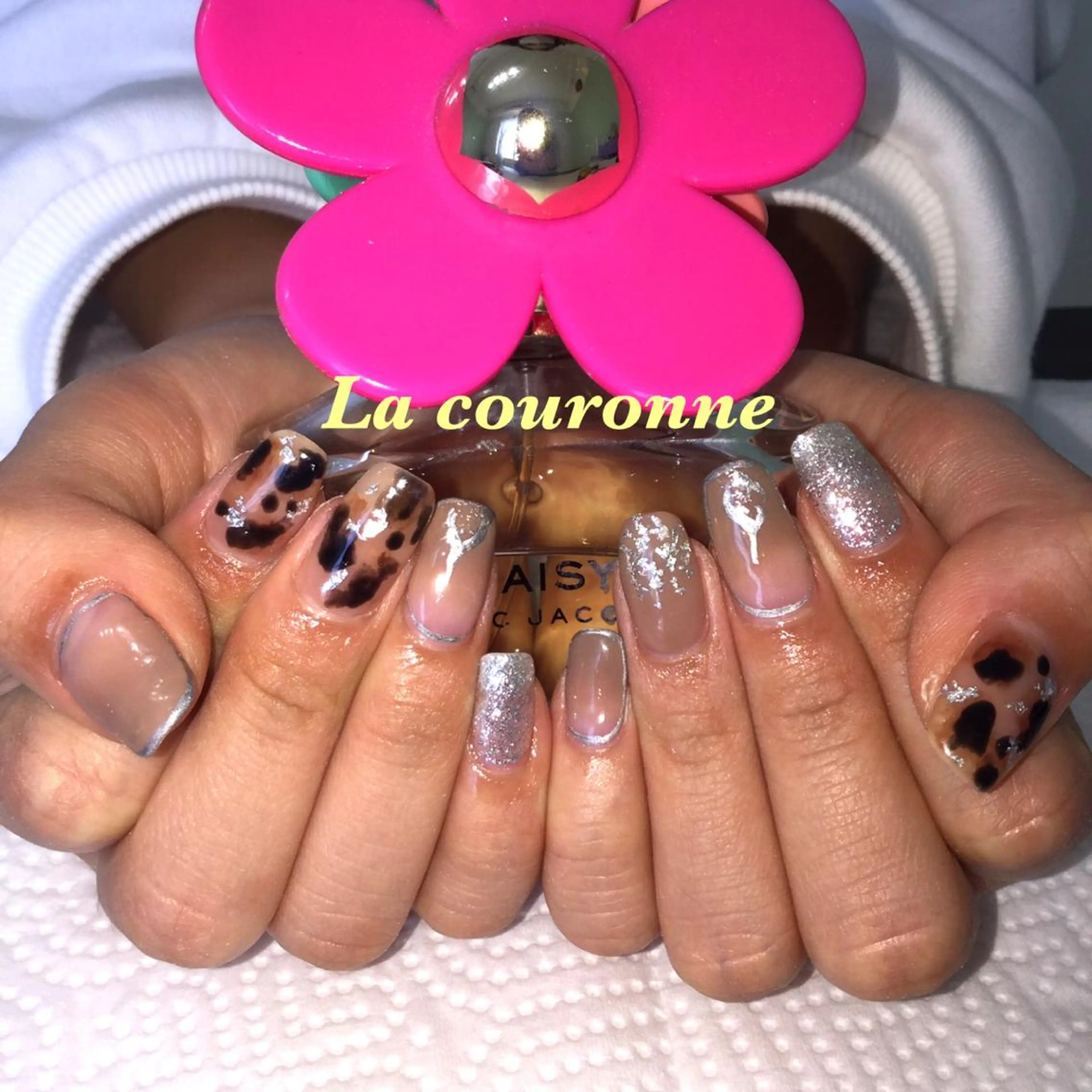 ネイル ハンドネイル Lacouronne NATSUMIのネイルデザイン