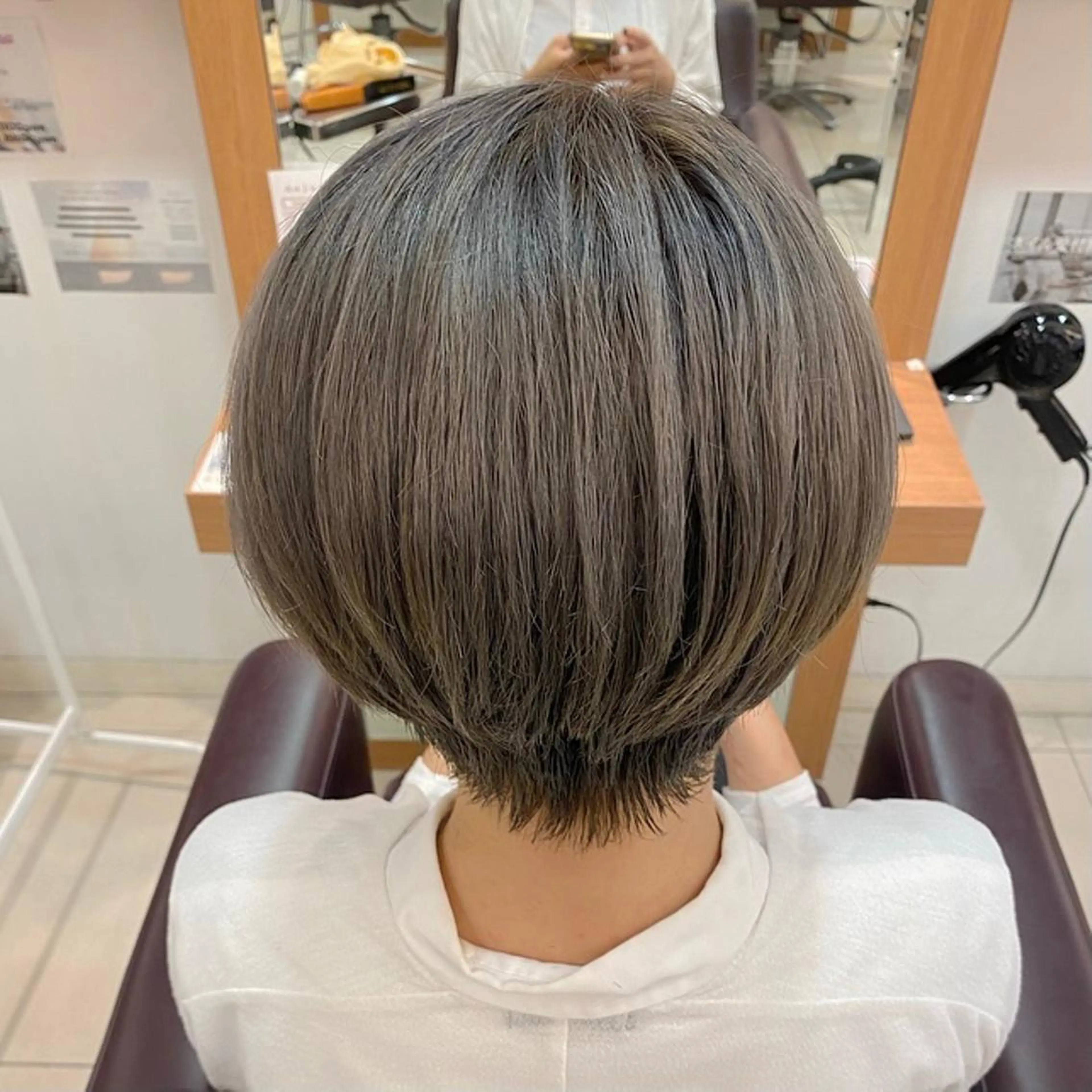 ショート カラー ヘアカラー トリートメント 【カラー指名No 1✨】原田響のヘアスタイル