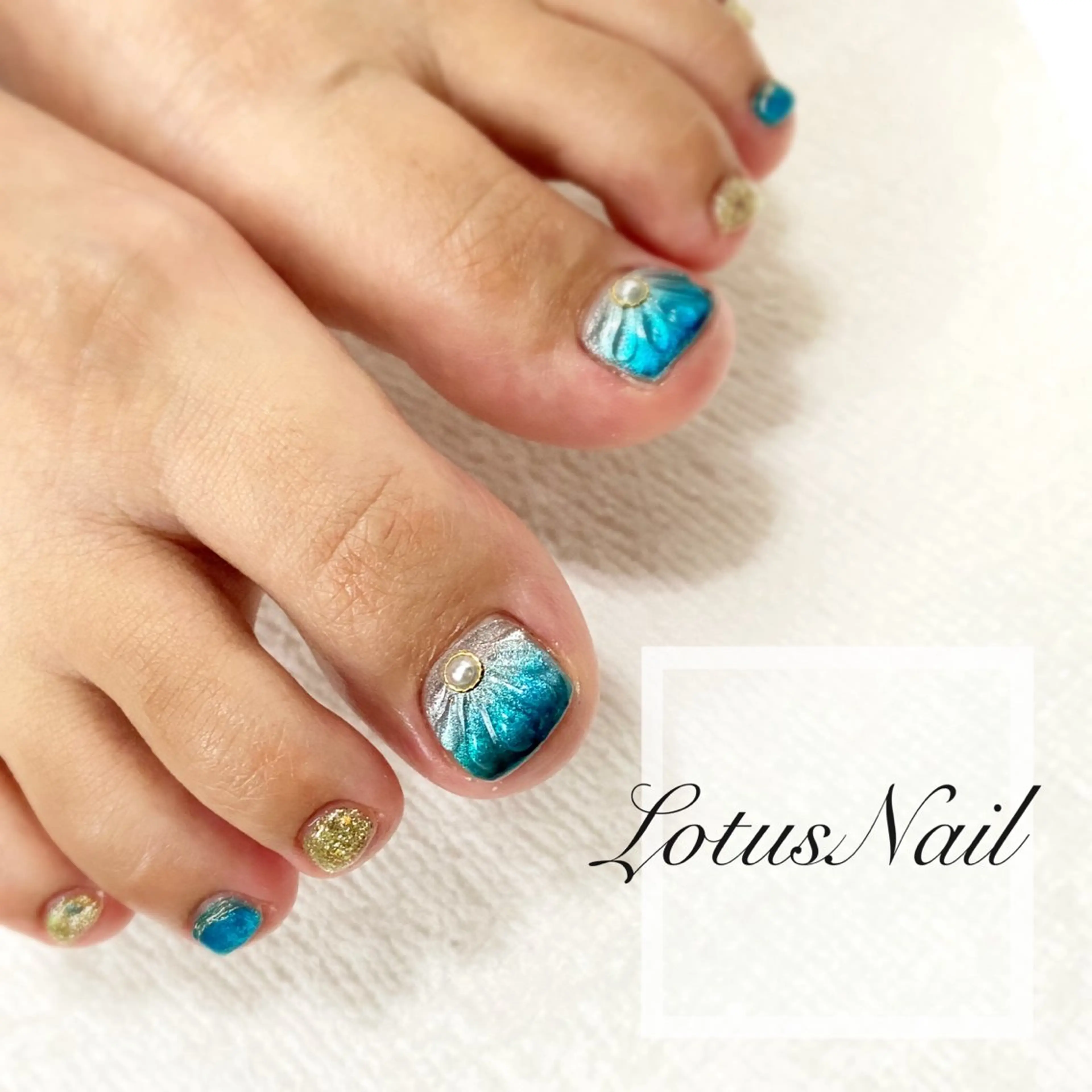 ネイル フットネイル フットネイル Lotus Nailのネイルデザイン