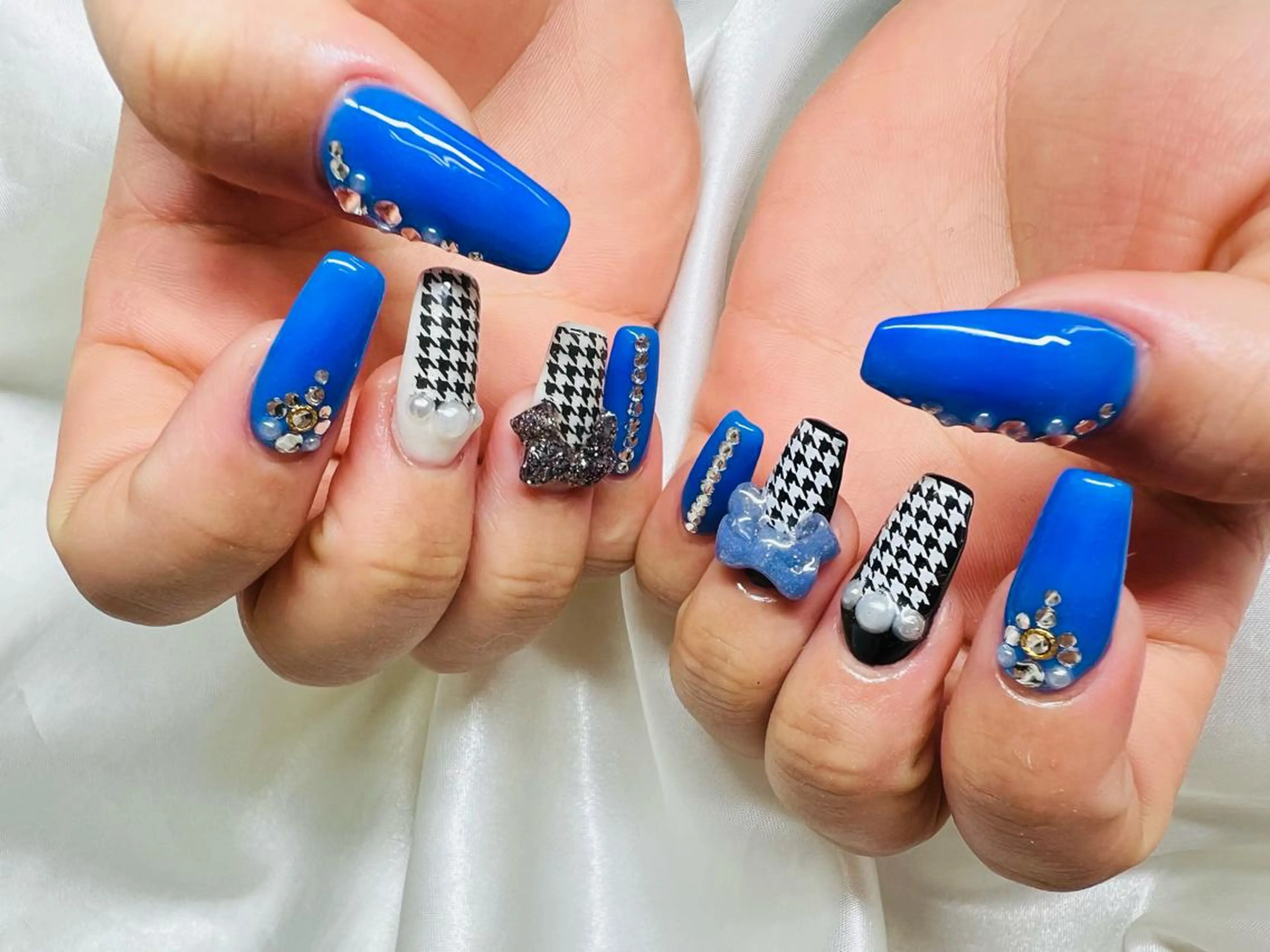 ネイル ユリシスネイル 担当近藤のネイルデザイン