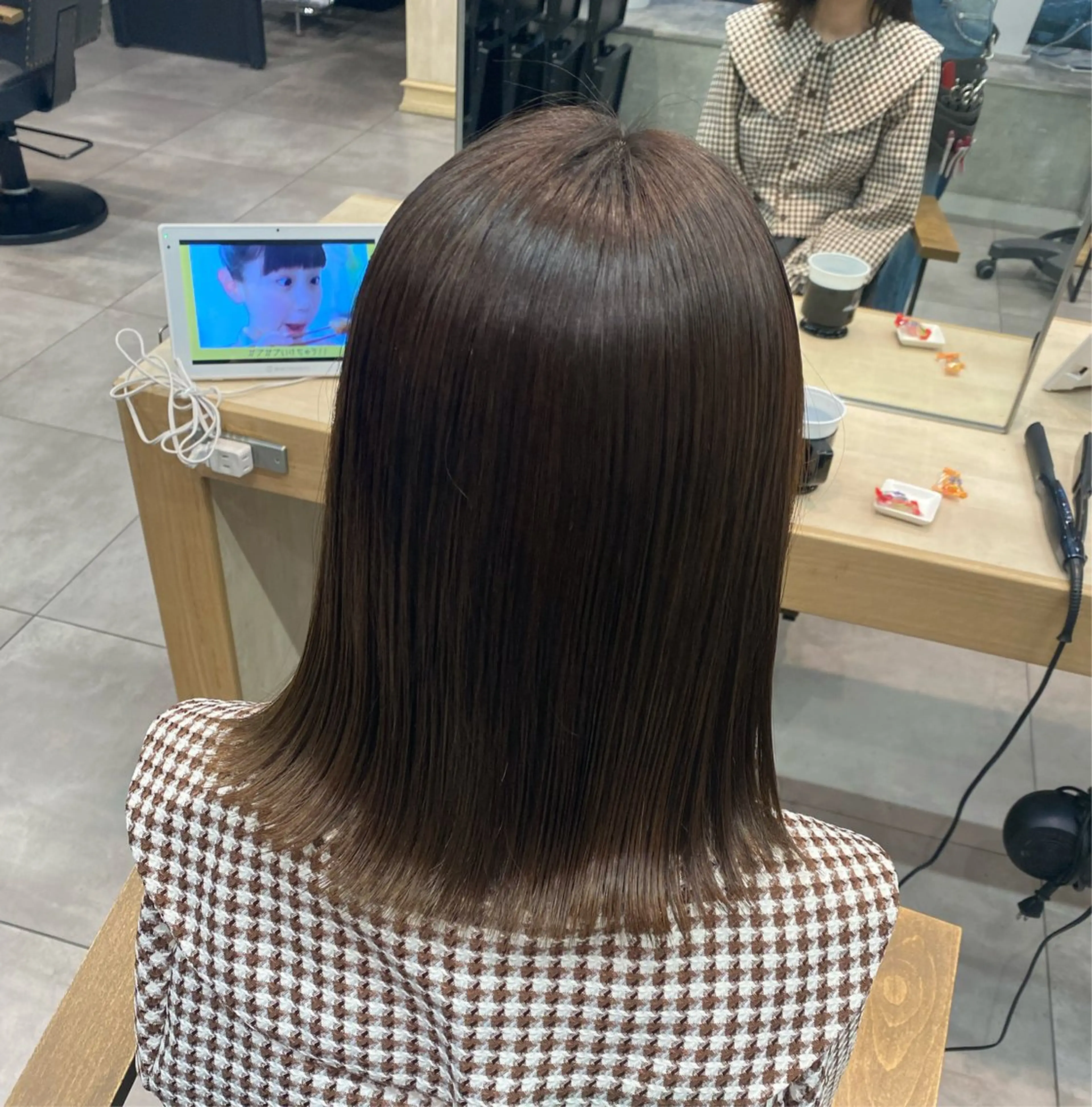 ミディアム ヘアカラー 韓国ヘア AINA🐱のヘアスタイル