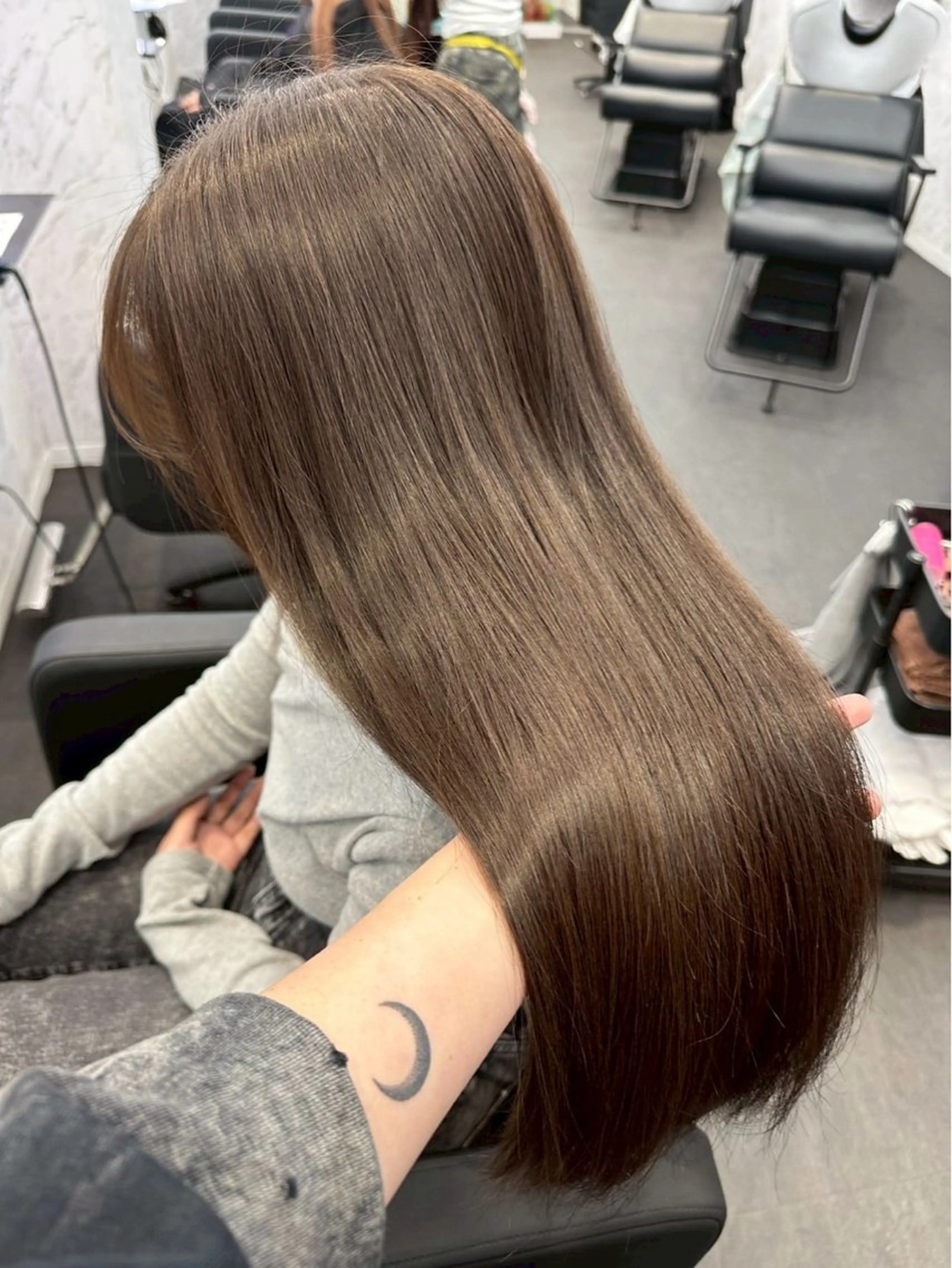 カラー ベージュカラー ブラウンカラー 透明感カラー オレンジ hair salon dot.mooda所属・레온⋆✦ Leon 透明感✨️Colorのヘアスタイル